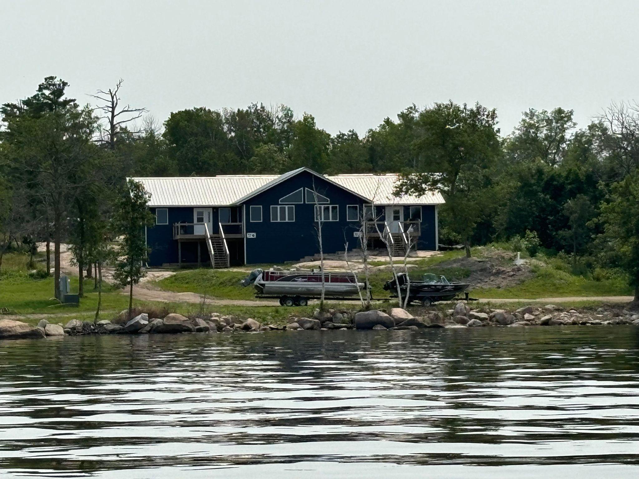 2021 single family home for sale at 3178 Flag Island in Angle Inlet, MN — 6 bed, 4 bath