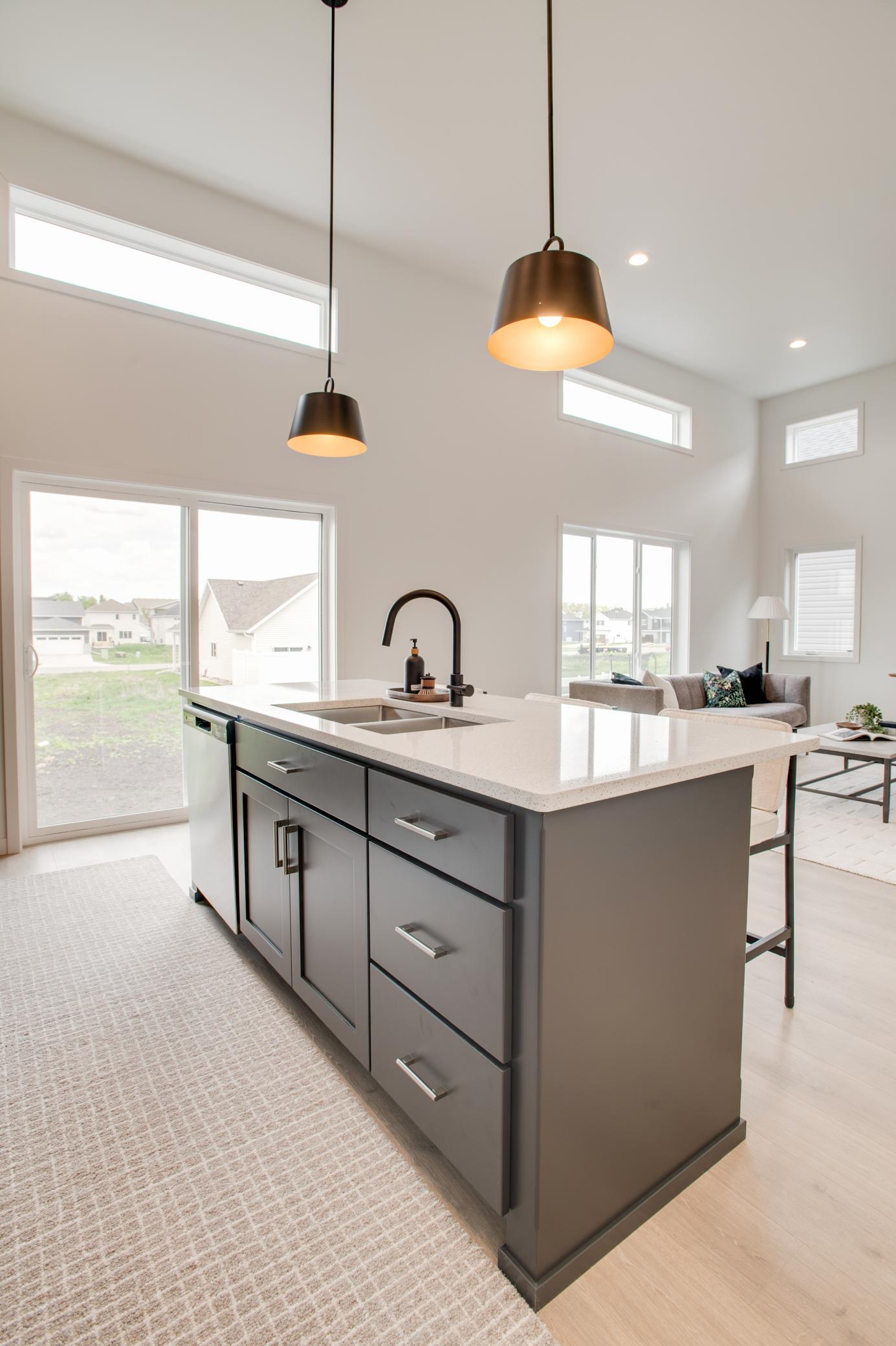 2025 single family home for sale at 2522 38th Avenue S in Moorhead, MN — 3 bed, 3 bath (photo 24 of 43)
