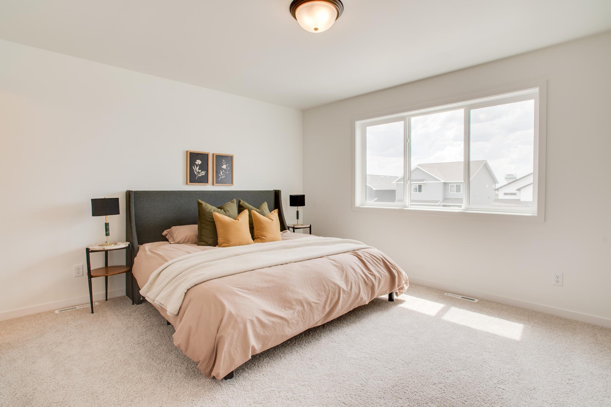 2025 single family home for sale at 2522 38th Avenue S in Moorhead, MN — 3 bed, 3 bath (photo 25 of 43)