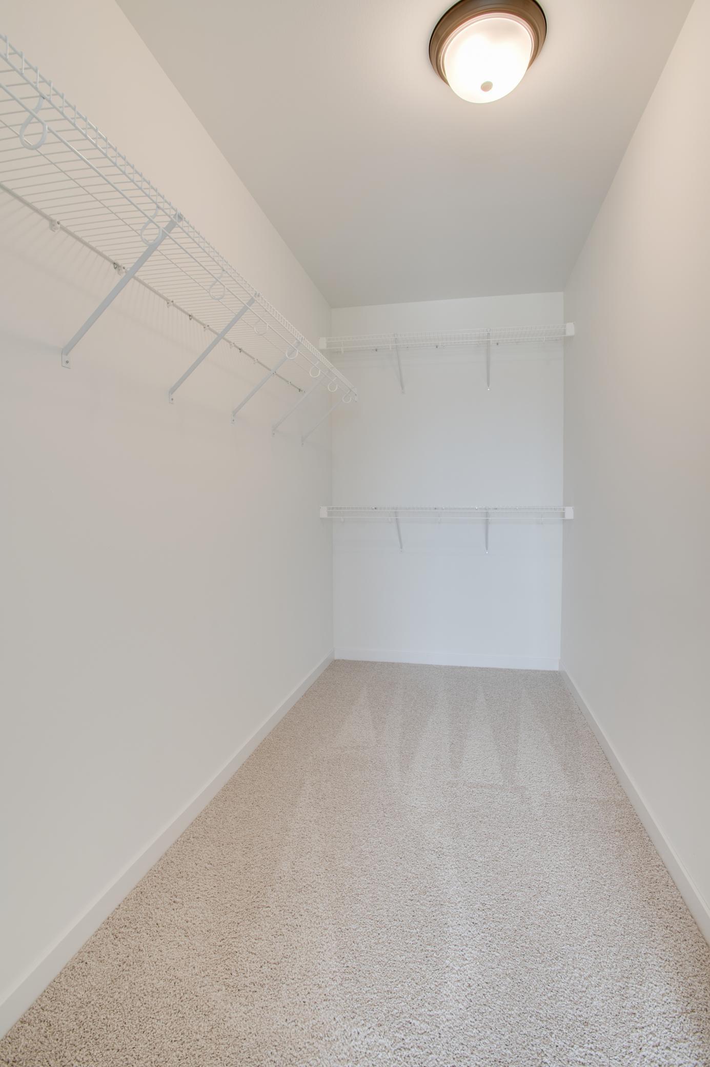 2025 single family home for sale at 2522 38th Avenue S in Moorhead, MN — 3 bed, 3 bath (photo 27 of 43)