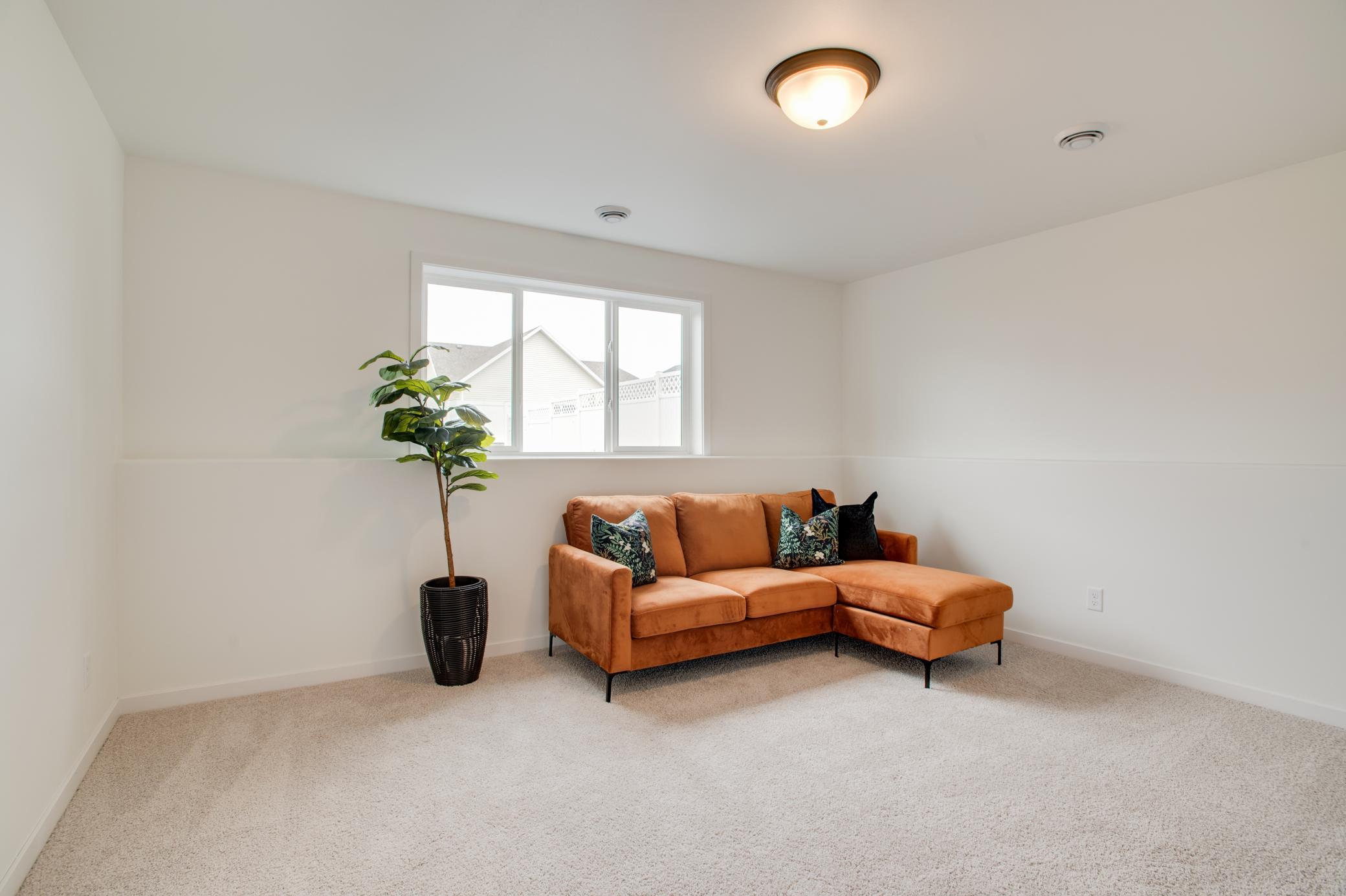 2025 single family home for sale at 2522 38th Avenue S in Moorhead, MN — 3 bed, 3 bath (photo 33 of 43)