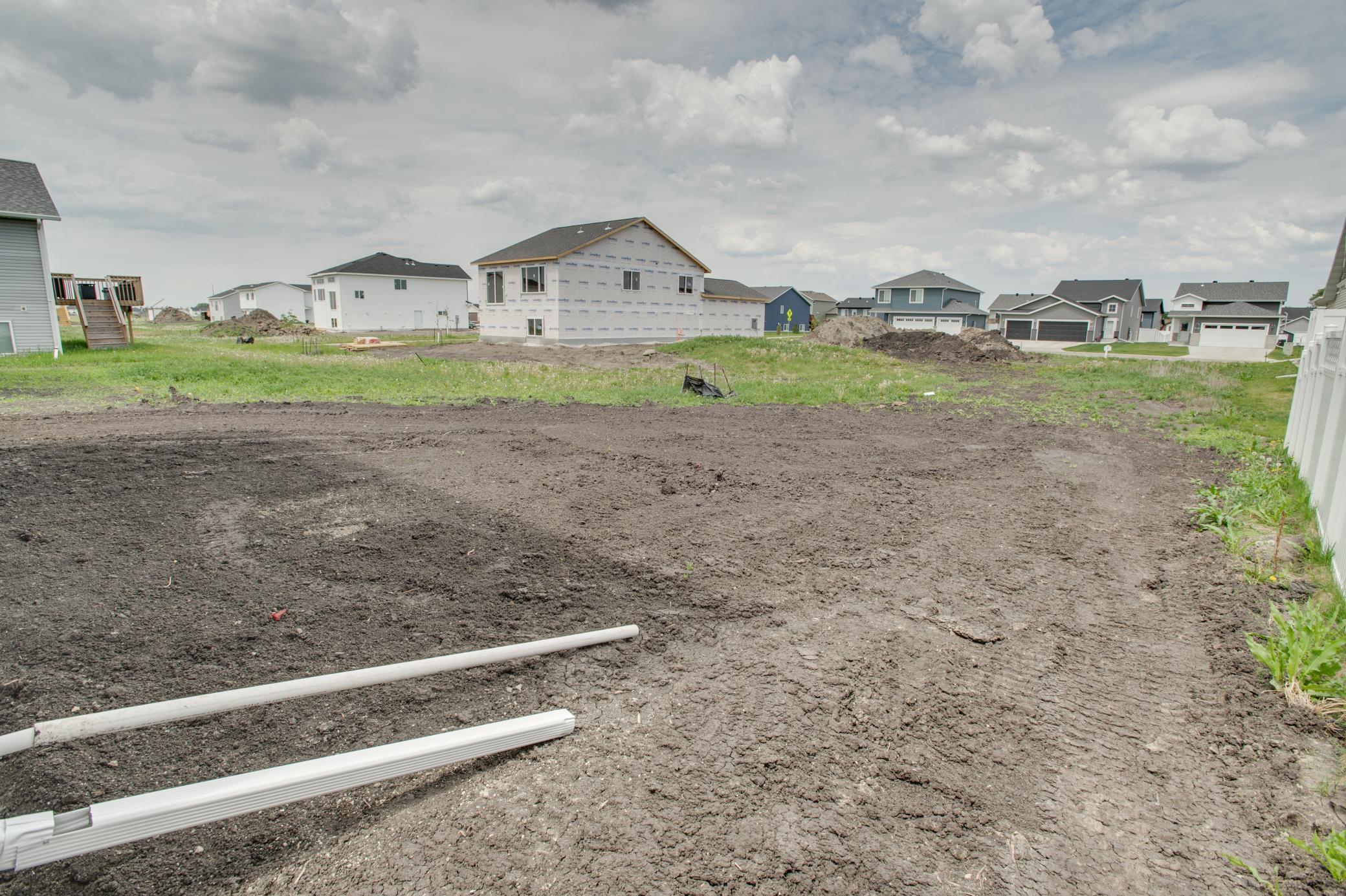 2025 single family home for sale at 2522 38th Avenue S in Moorhead, MN — 3 bed, 3 bath (photo 43 of 43)