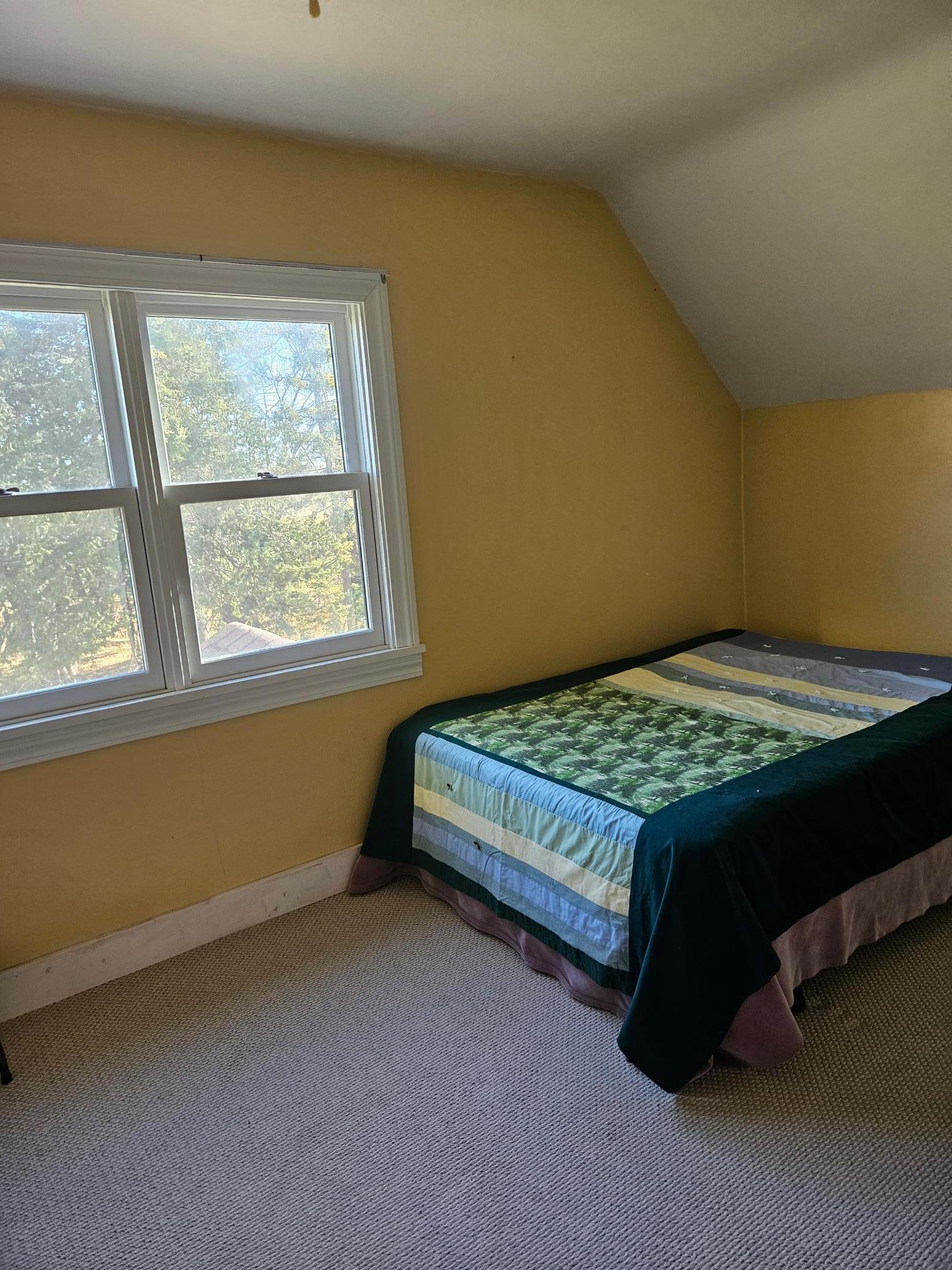 1940 single family home for sale at 6402 Krull Street in Baudette, MN — 4 bed, 2 bath (photo 15 of 23)