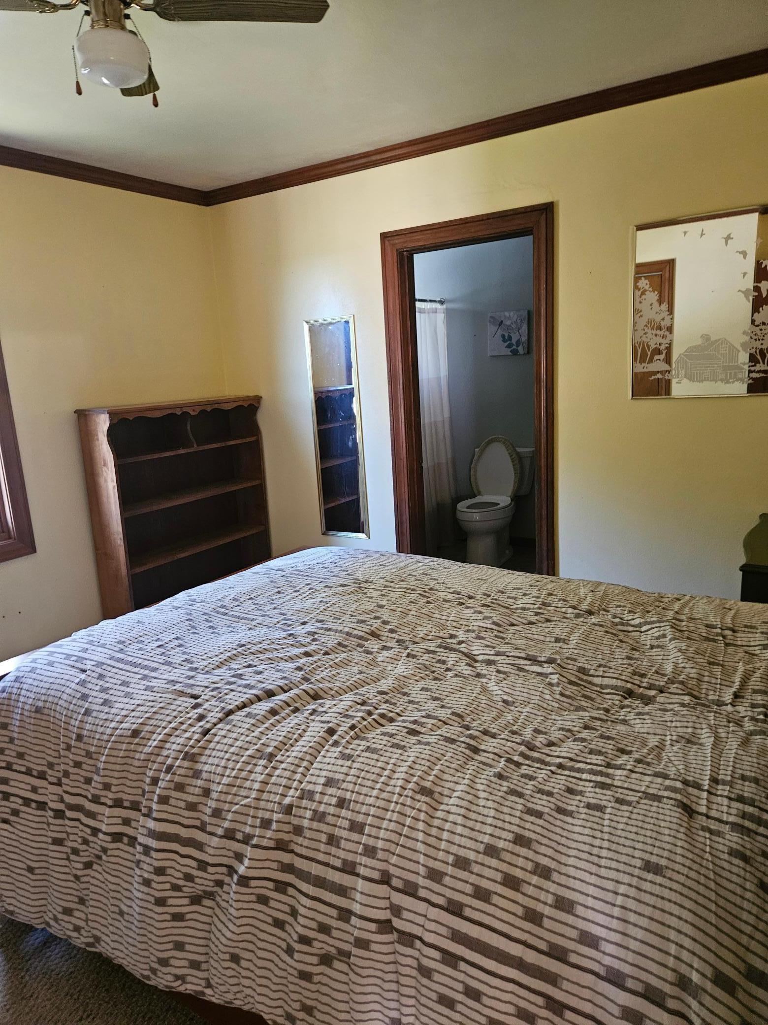 1940 single family home for sale at 6402 Krull Street in Baudette, MN — 4 bed, 2 bath (photo 22 of 23)