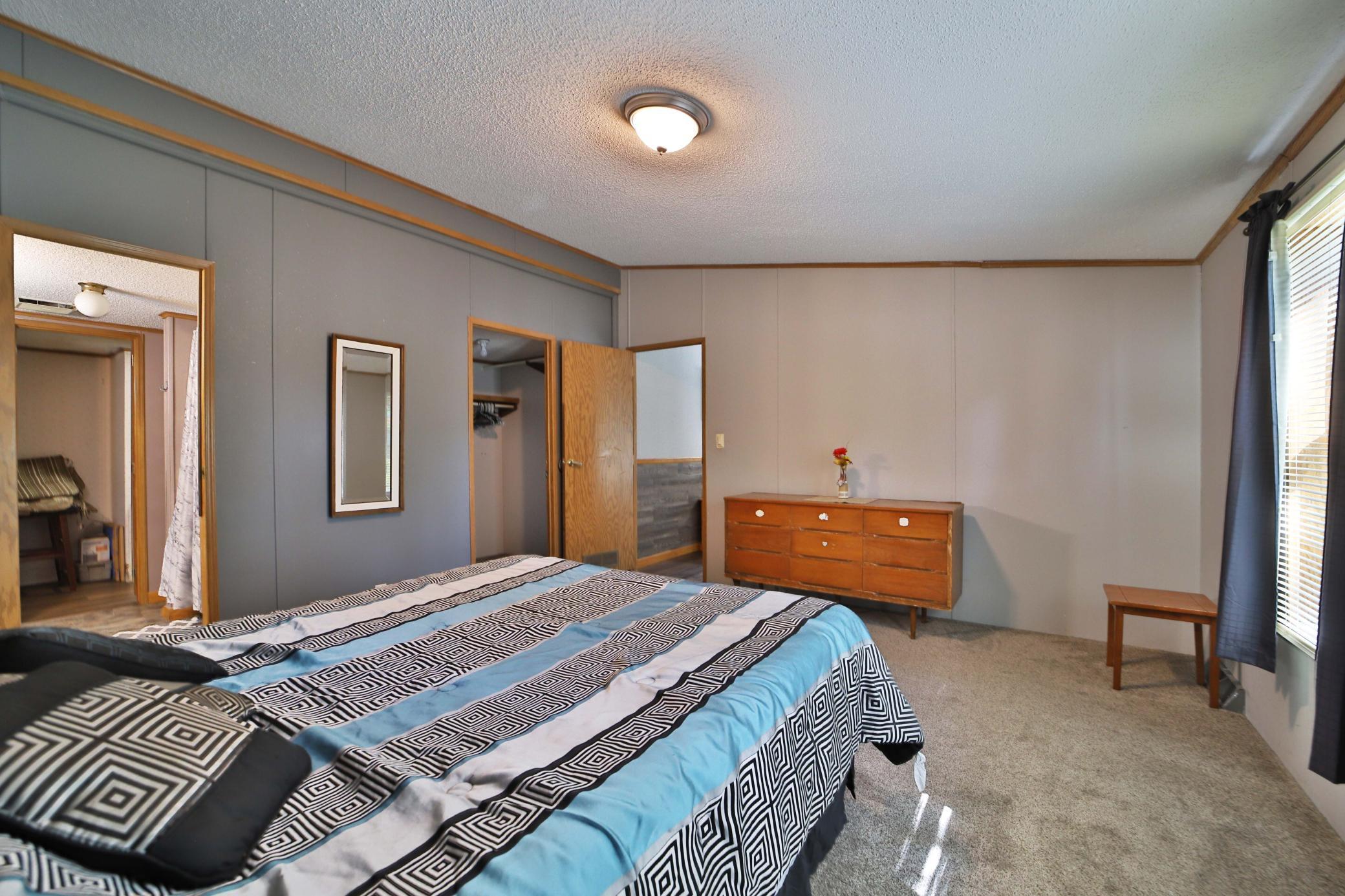 1995 single family home for sale at 801 E Lake Street in Osakis, MN — 3 bed, 2 bath (photo 19 of 38)