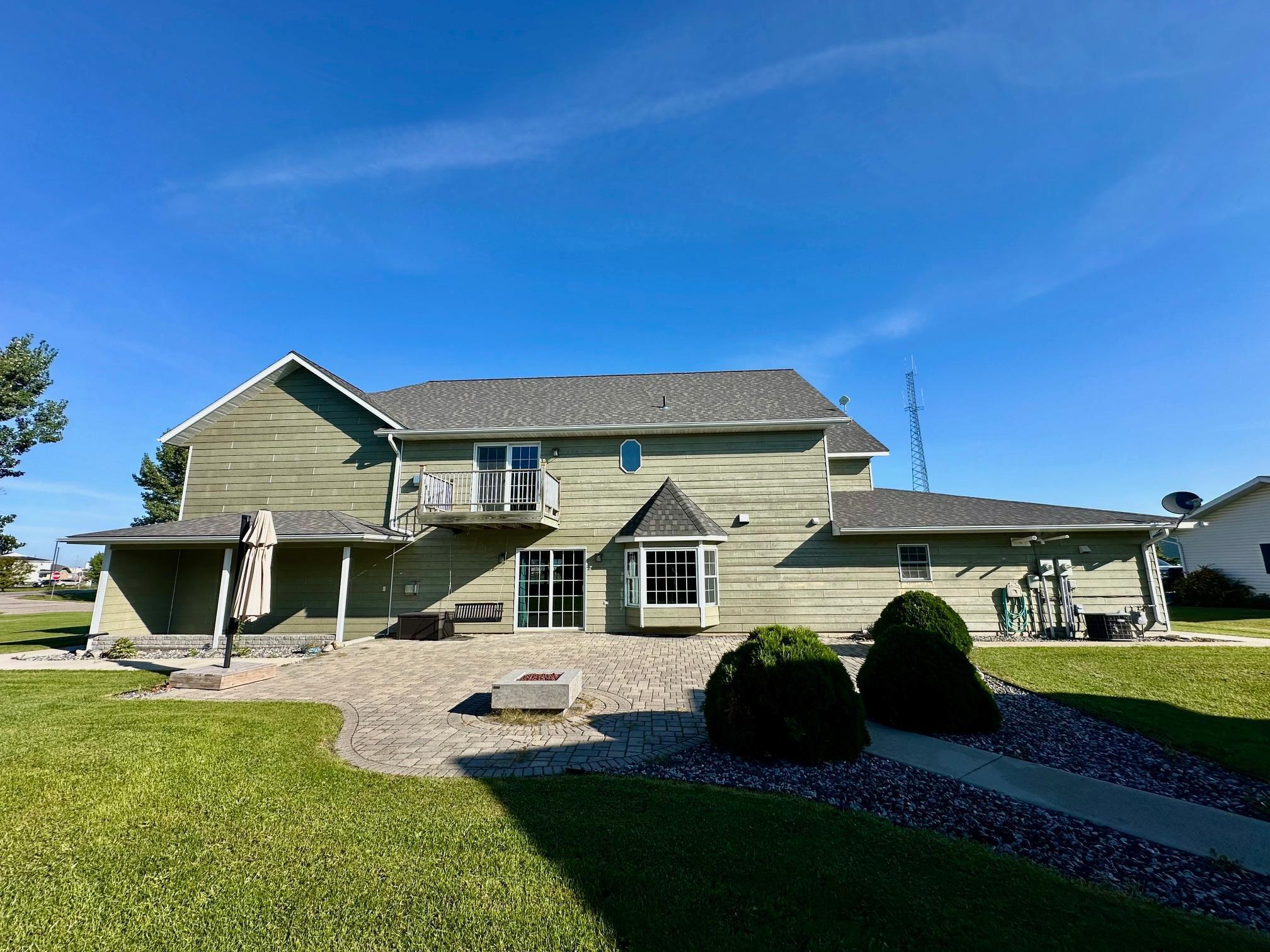 310 7th Street SW, Roseau MN 56751 - Photo 3 of 37