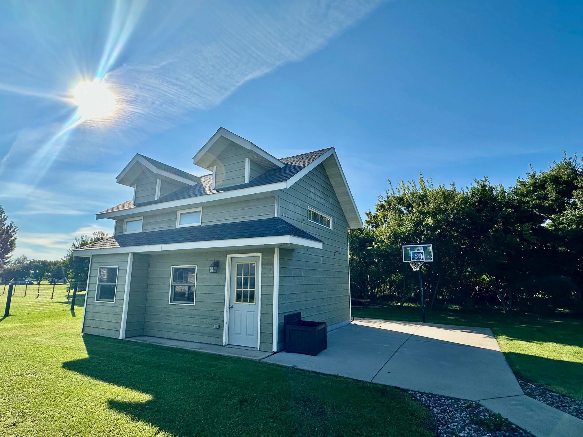 310 7th Street SW, Roseau MN 56751 - Photo 6 of 37