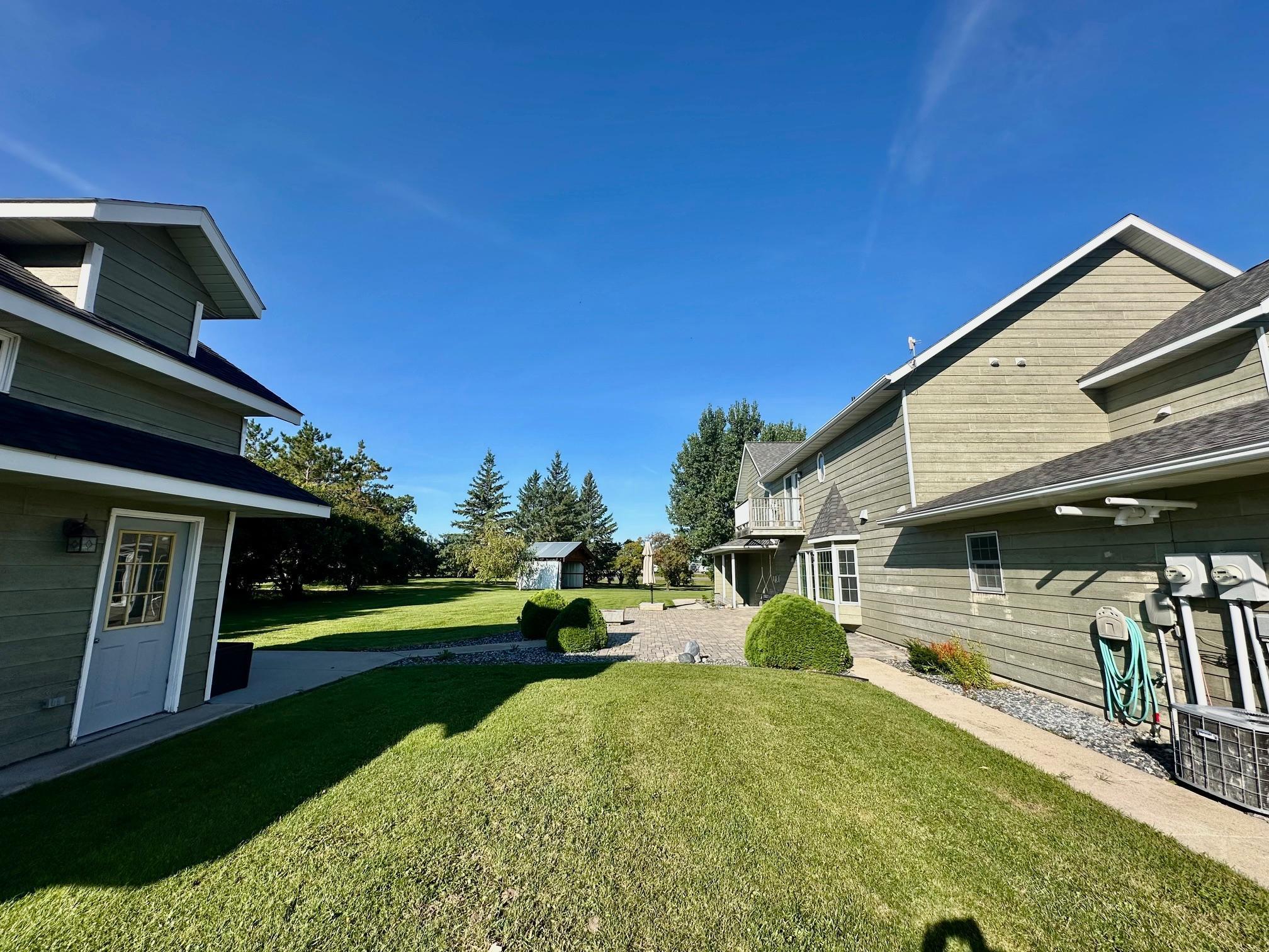 310 7th Street SW, Roseau MN 56751 - Photo 8 of 37