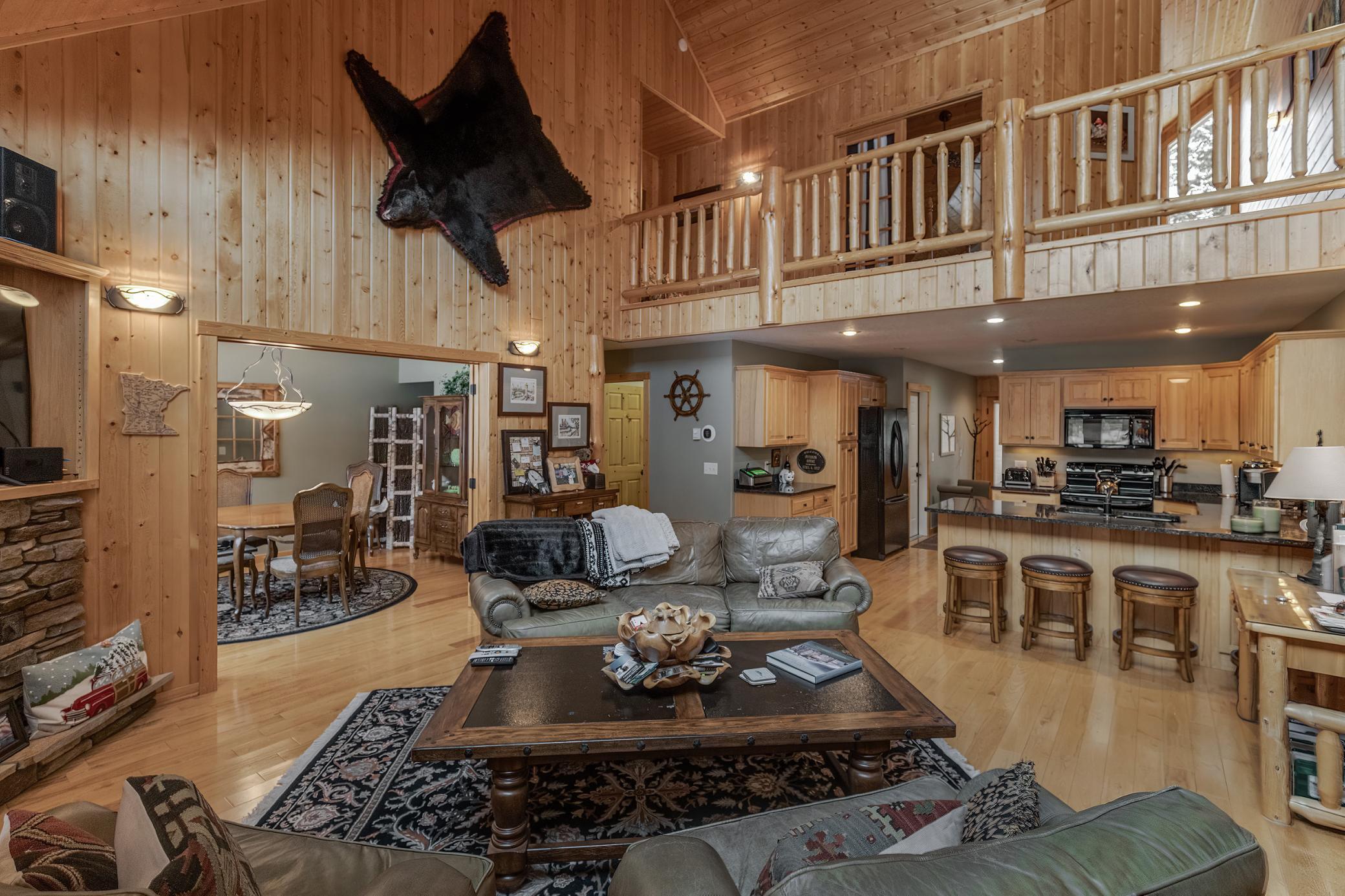 2007 townhouse for sale at 36721 County Road 66 in Crosslake, MN — 3 bed, 4 bath (photo 2 of 39)