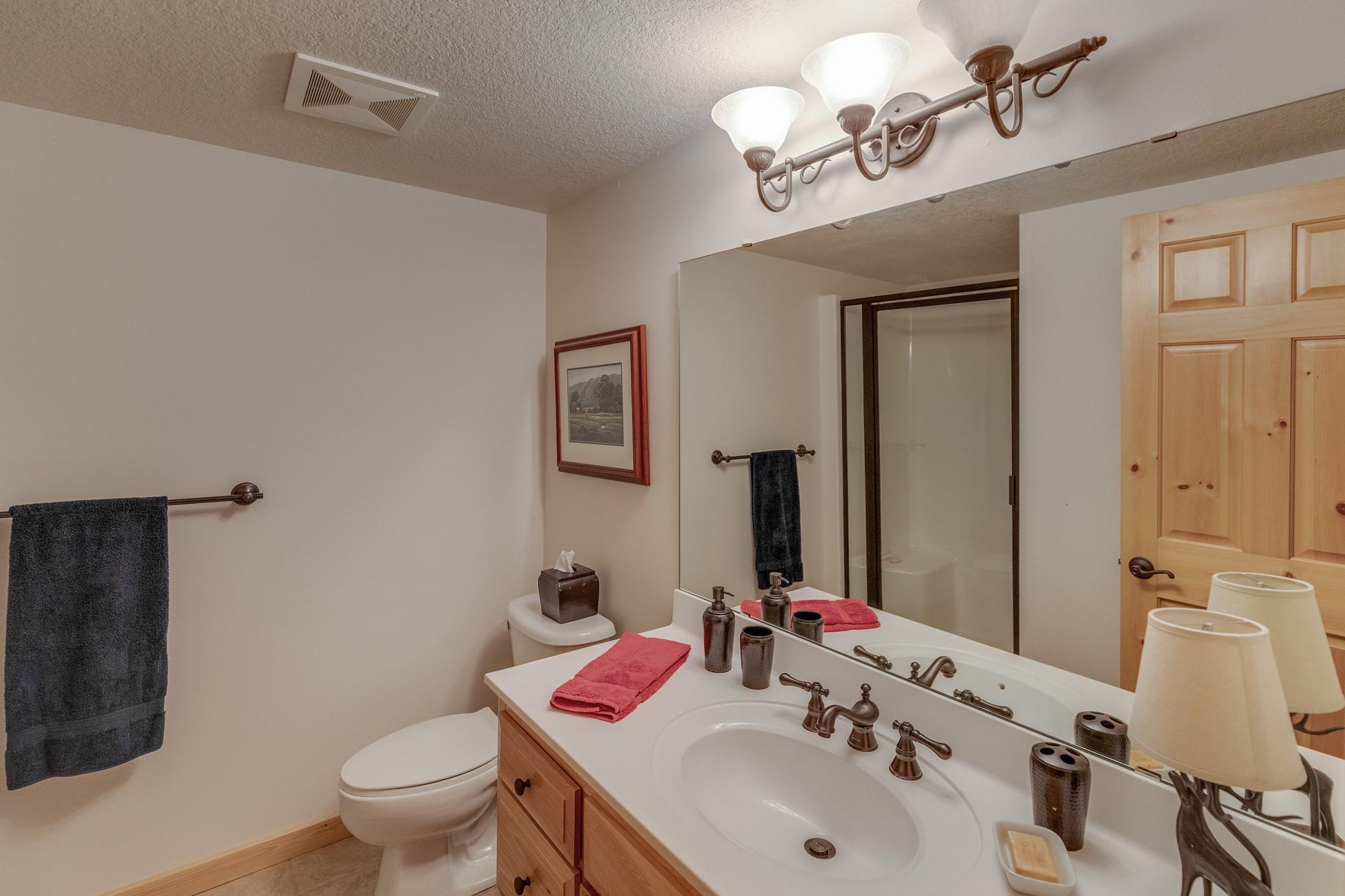 2007 townhouse for sale at 36721 County Road 66 in Crosslake, MN — 3 bed, 4 bath (photo 33 of 39)