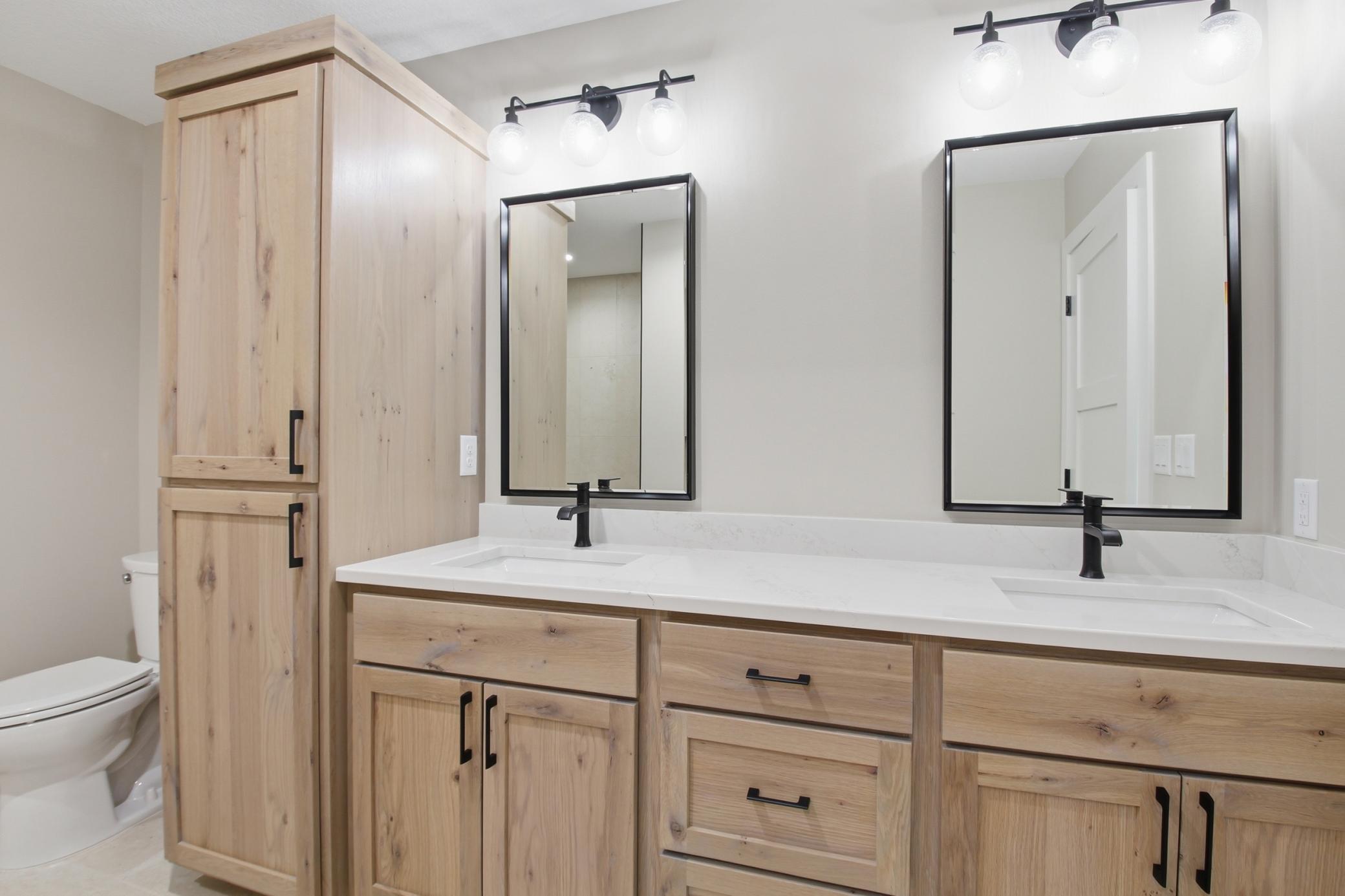 2026 townhouse for sale at 381 Old Glory Drive NE in Alexandria, MN — 2 bed, 2 bath (photo 19 of 30)