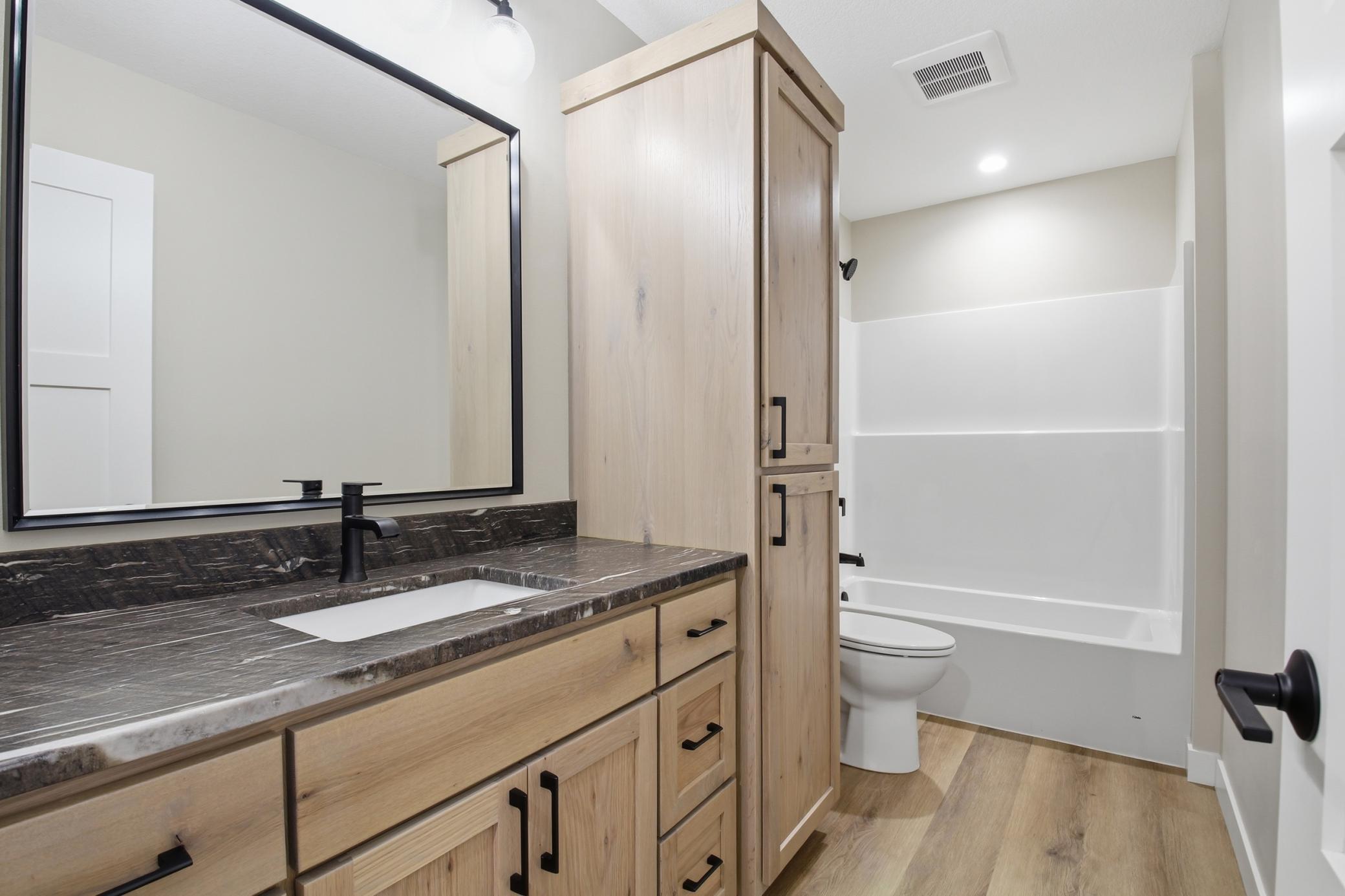 2026 townhouse for sale at 381 Old Glory Drive NE in Alexandria, MN — 2 bed, 2 bath (photo 23 of 30)