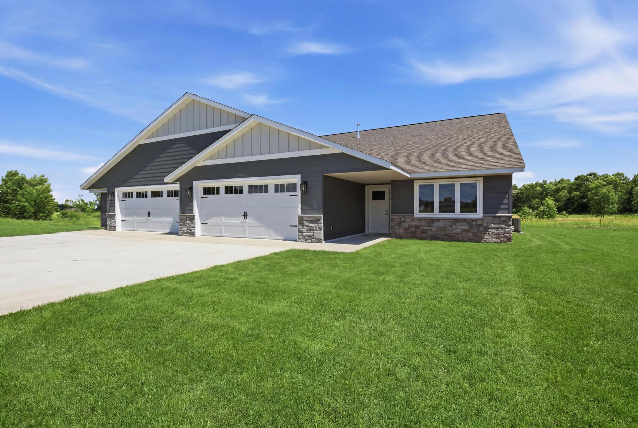 2026 townhouse for sale at 381 Old Glory Drive NE in Alexandria, MN — 2 bed, 2 bath (photo 6 of 30)