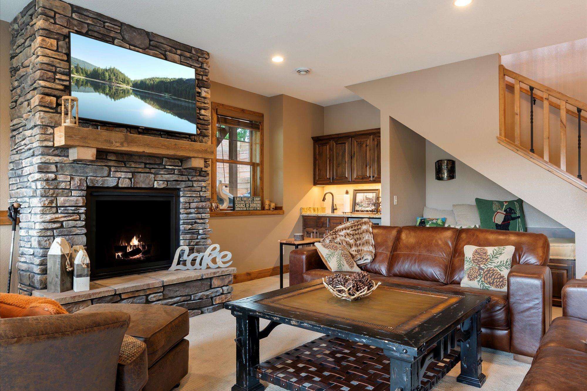2018 single family home for sale at 38017 Donaldson Point in Pine River, MN — 5 bed, 5 bath (photo 34 of 55)