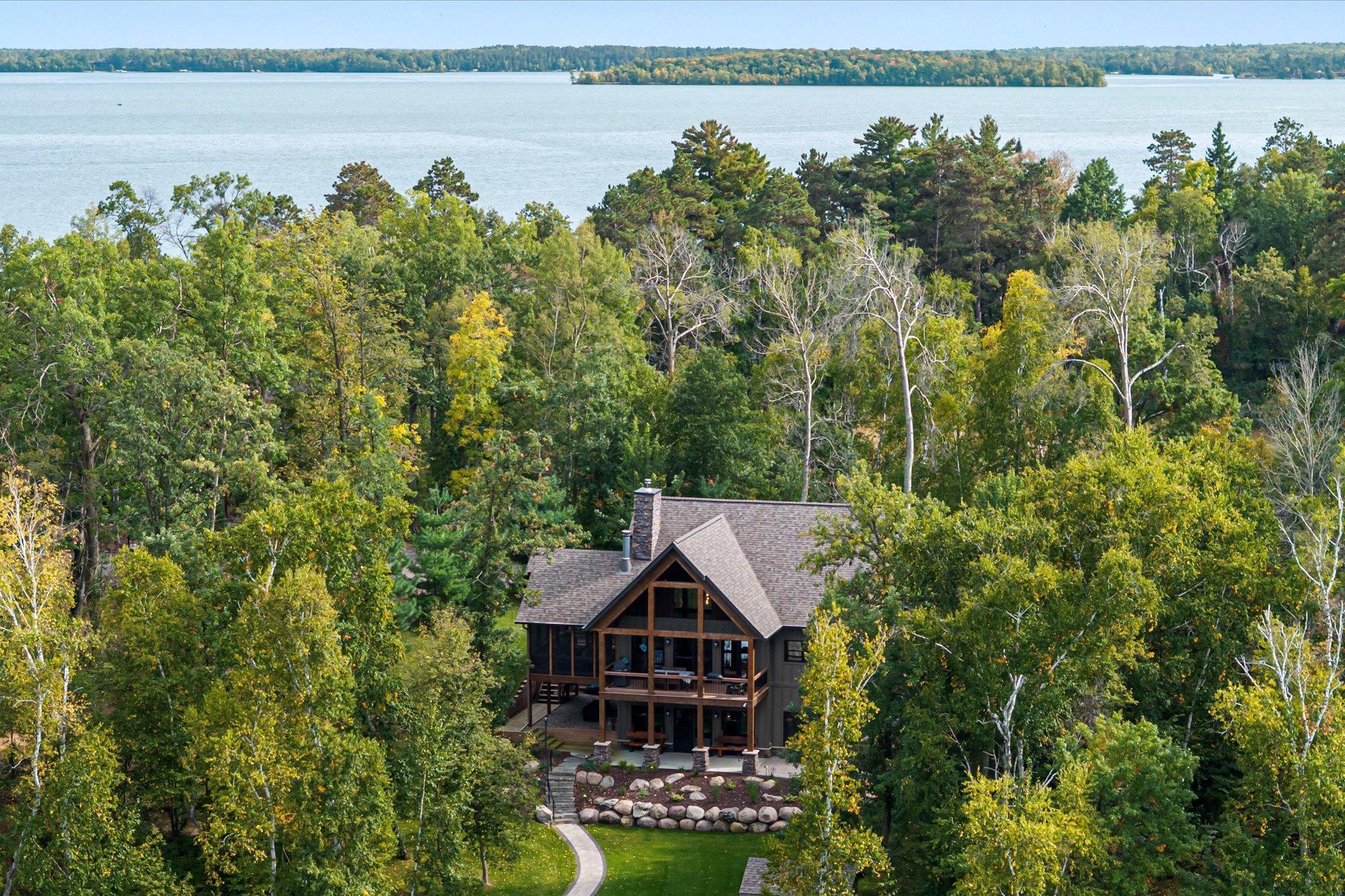 2018 single family home for sale at 38017 Donaldson Point in Pine River, MN — 5 bed, 5 bath (photo 6 of 55)