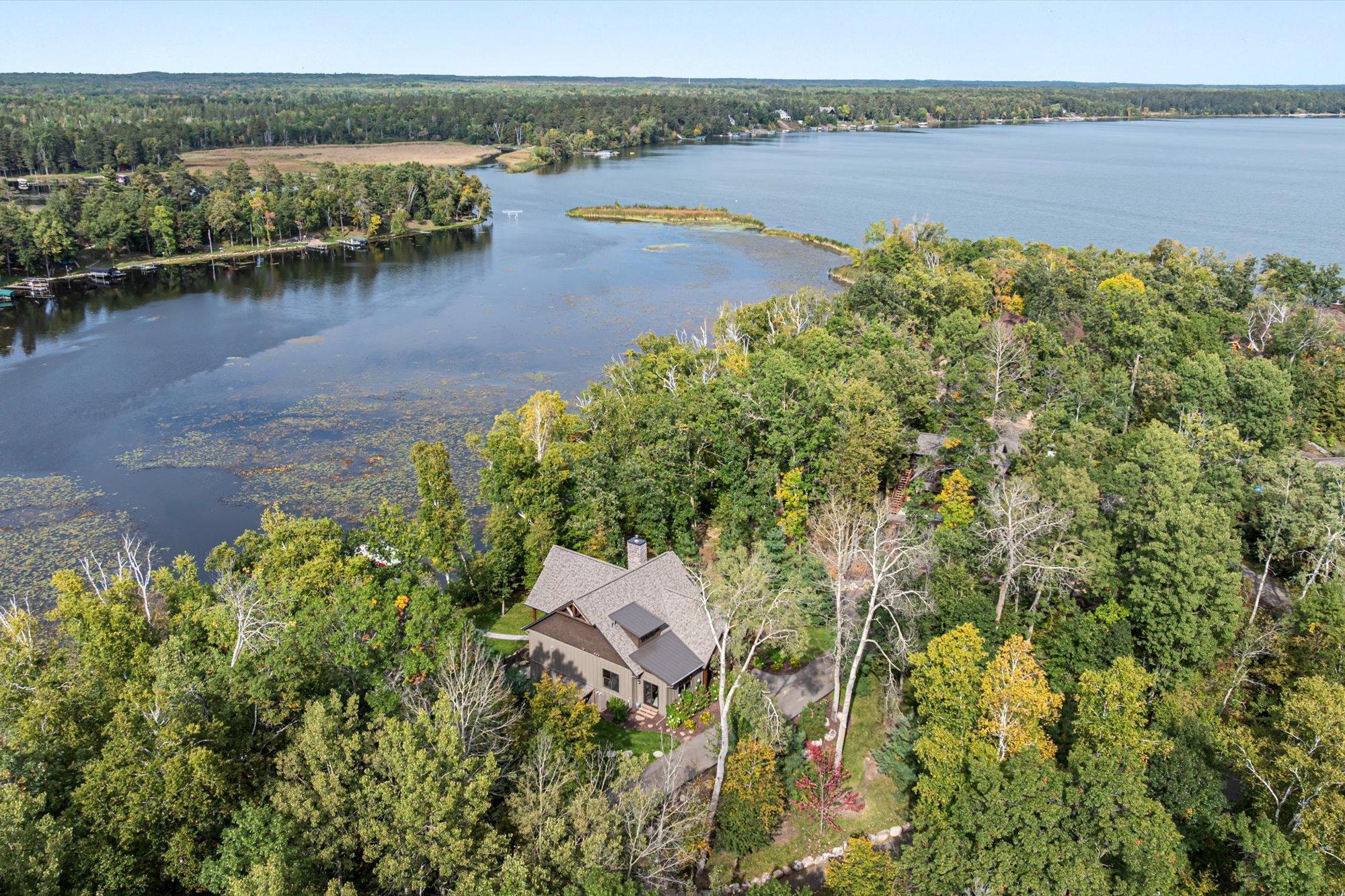 2018 single family home for sale at 38017 Donaldson Point in Pine River, MN — 5 bed, 5 bath (photo 7 of 55)