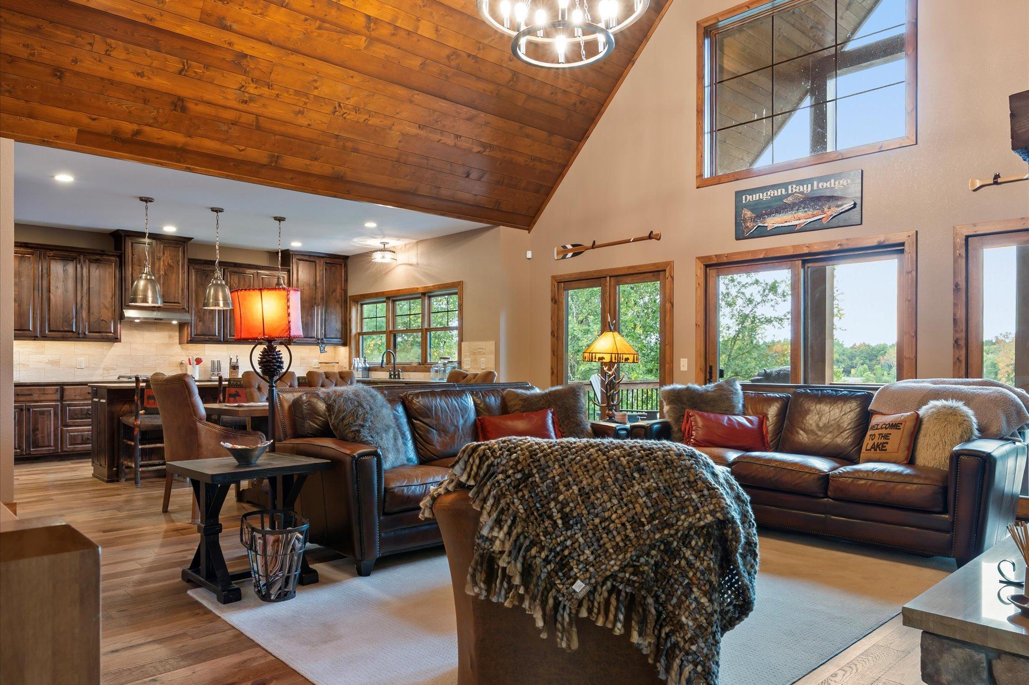 2018 single family home for sale at 38017 Donaldson Point in Pine River, MN — 5 bed, 5 bath (photo 8 of 55)
