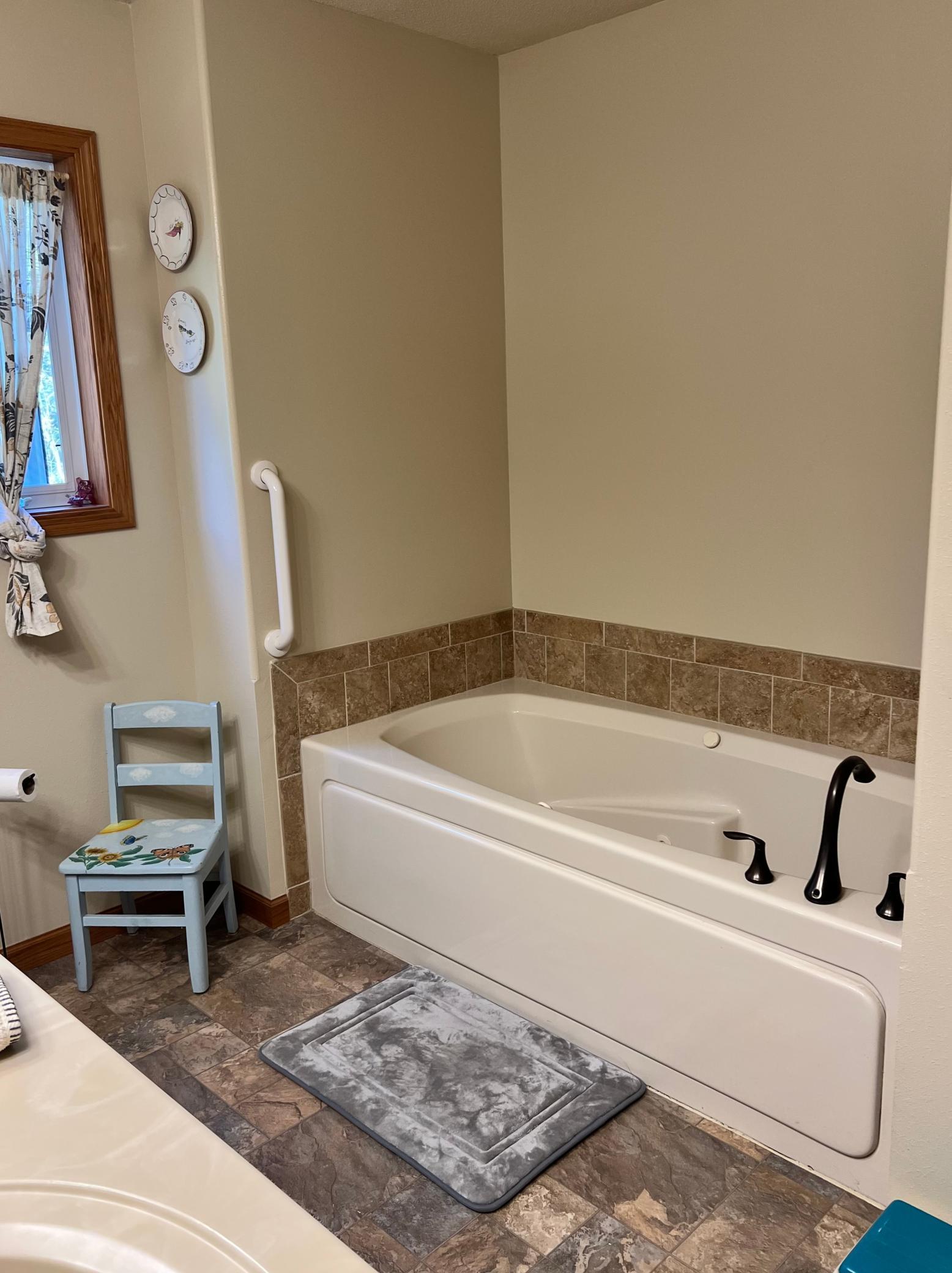 2012 single family home for sale at 208 Hilltop Road in Ottertail, MN — 3 bed, 3 bath (photo 18 of 57)