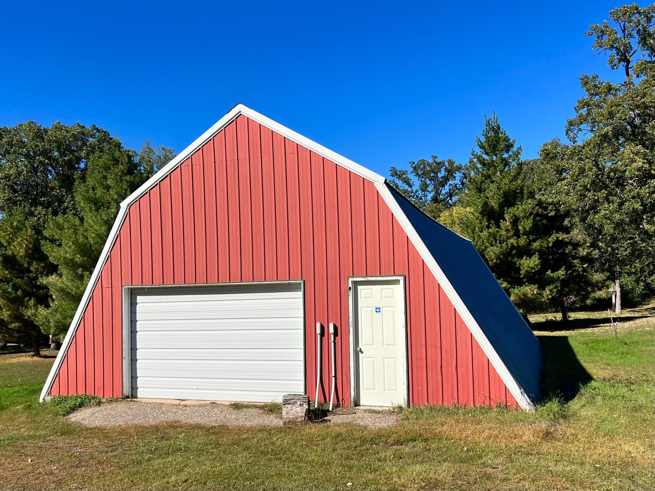2012 single family home for sale at 208 Hilltop Road in Ottertail, MN — 3 bed, 3 bath (photo 48 of 57)