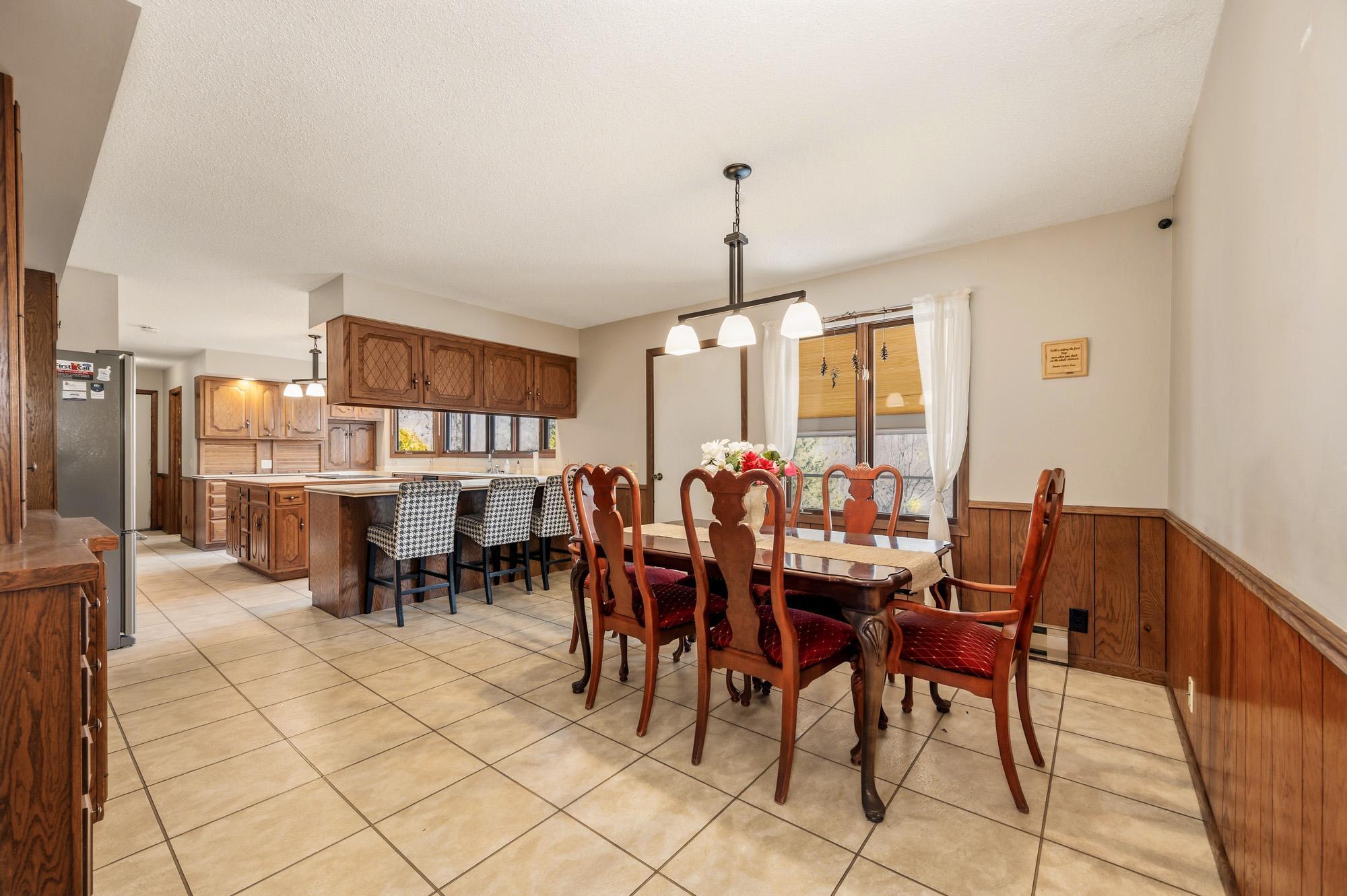1977 single family home for sale at 1005 Horseshoe Lake Road in Grand Rapids, MN — 6 bed, 4 bath (photo 25 of 60)