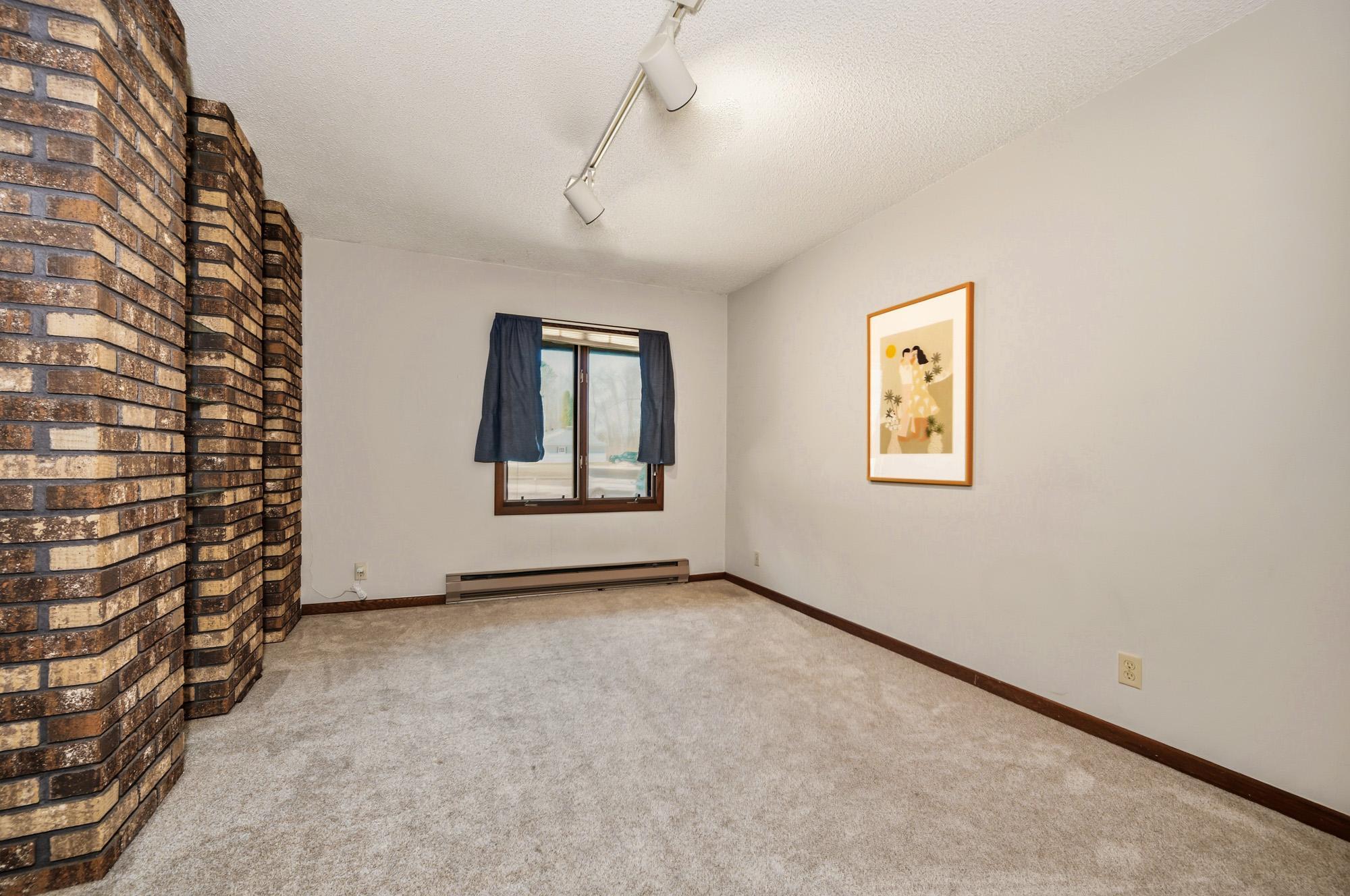 1977 single family home for sale at 1005 Horseshoe Lake Road in Grand Rapids, MN — 6 bed, 4 bath (photo 34 of 60)