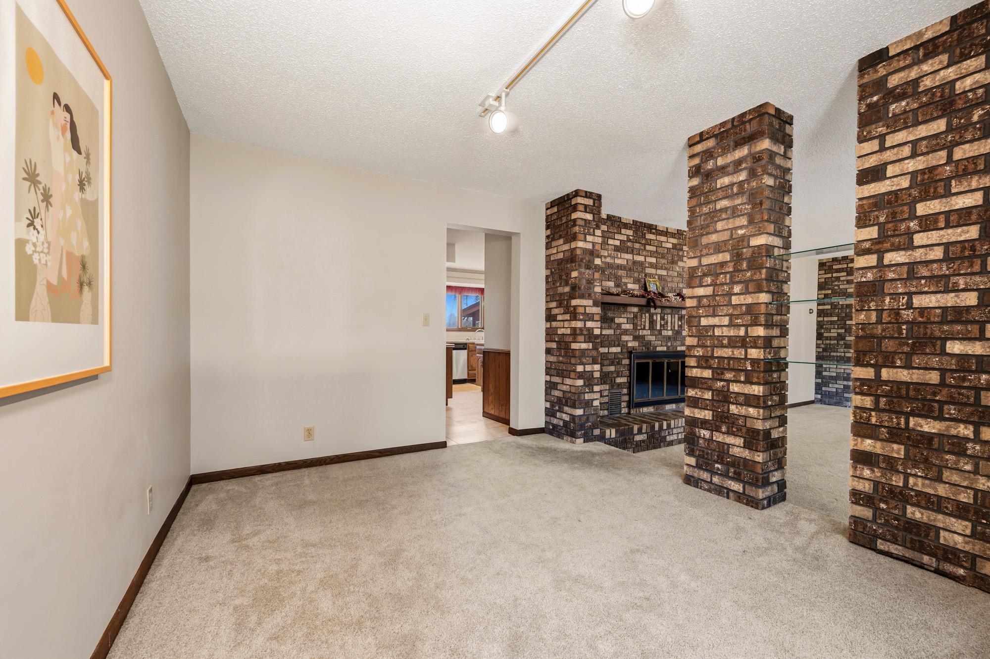 1977 single family home for sale at 1005 Horseshoe Lake Road in Grand Rapids, MN — 6 bed, 4 bath (photo 35 of 60)