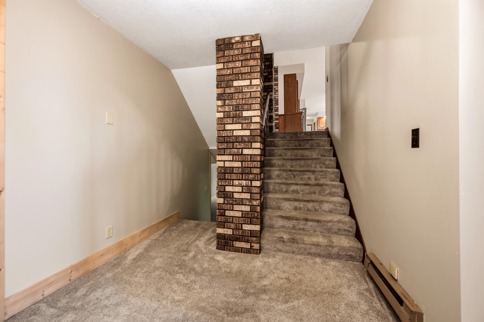 1977 single family home for sale at 1005 Horseshoe Lake Road in Grand Rapids, MN — 6 bed, 4 bath (photo 40 of 60)