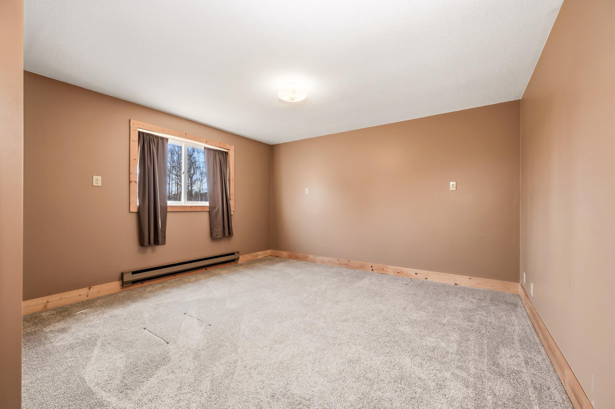 1977 single family home for sale at 1005 Horseshoe Lake Road in Grand Rapids, MN — 6 bed, 4 bath (photo 41 of 60)
