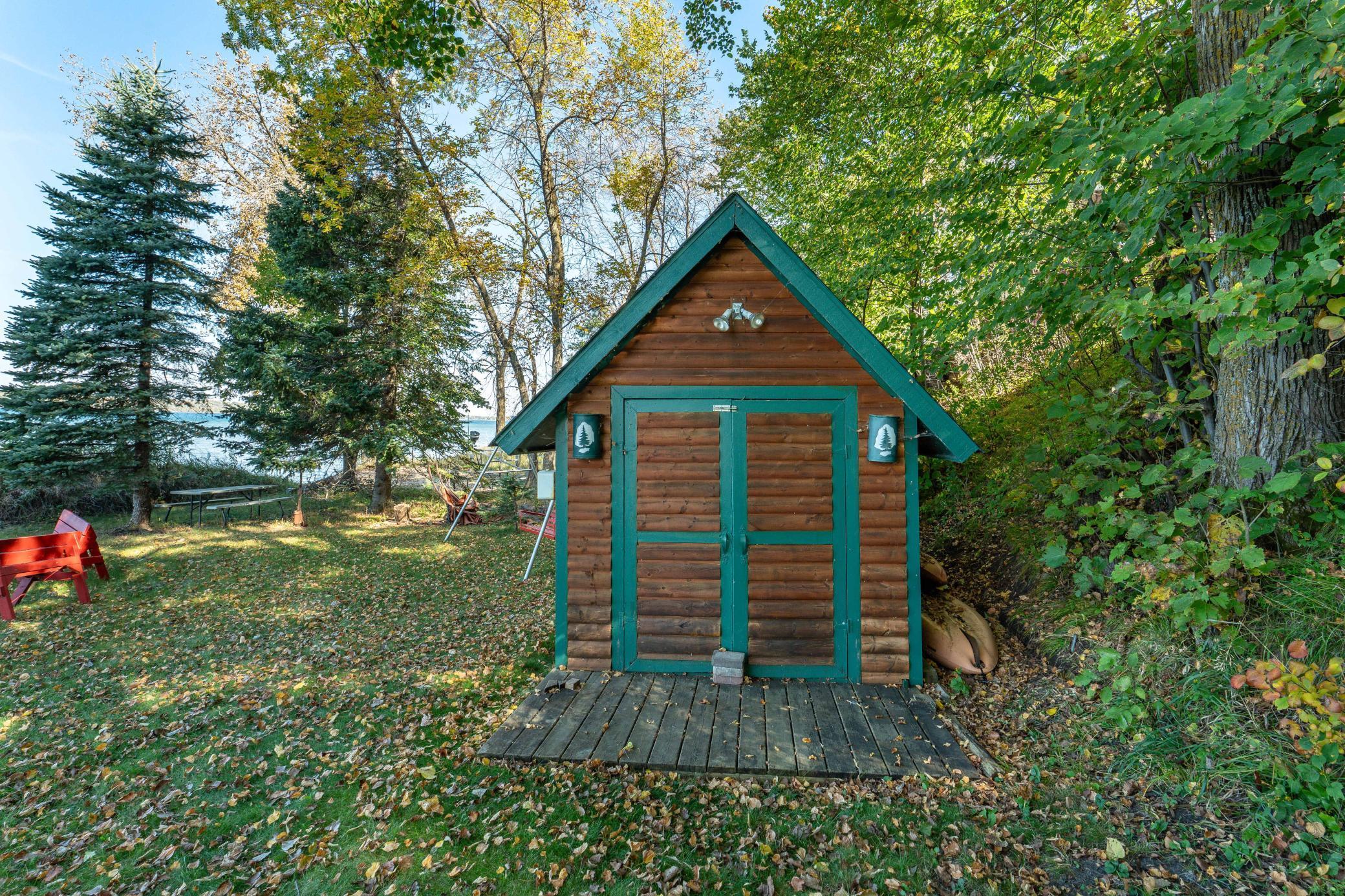 1969 single family home for sale at 22127 Statesboro Drive in Battle Lake, MN — 5 bed, 2 bath (photo 14 of 78)