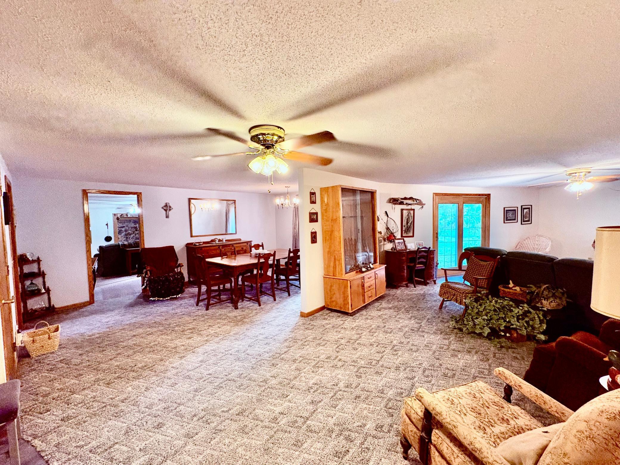 1974 single family home for sale at 1401 State Highway 11 SW in Baudette, MN — 4 bed, 3 bath (photo 18 of 50)