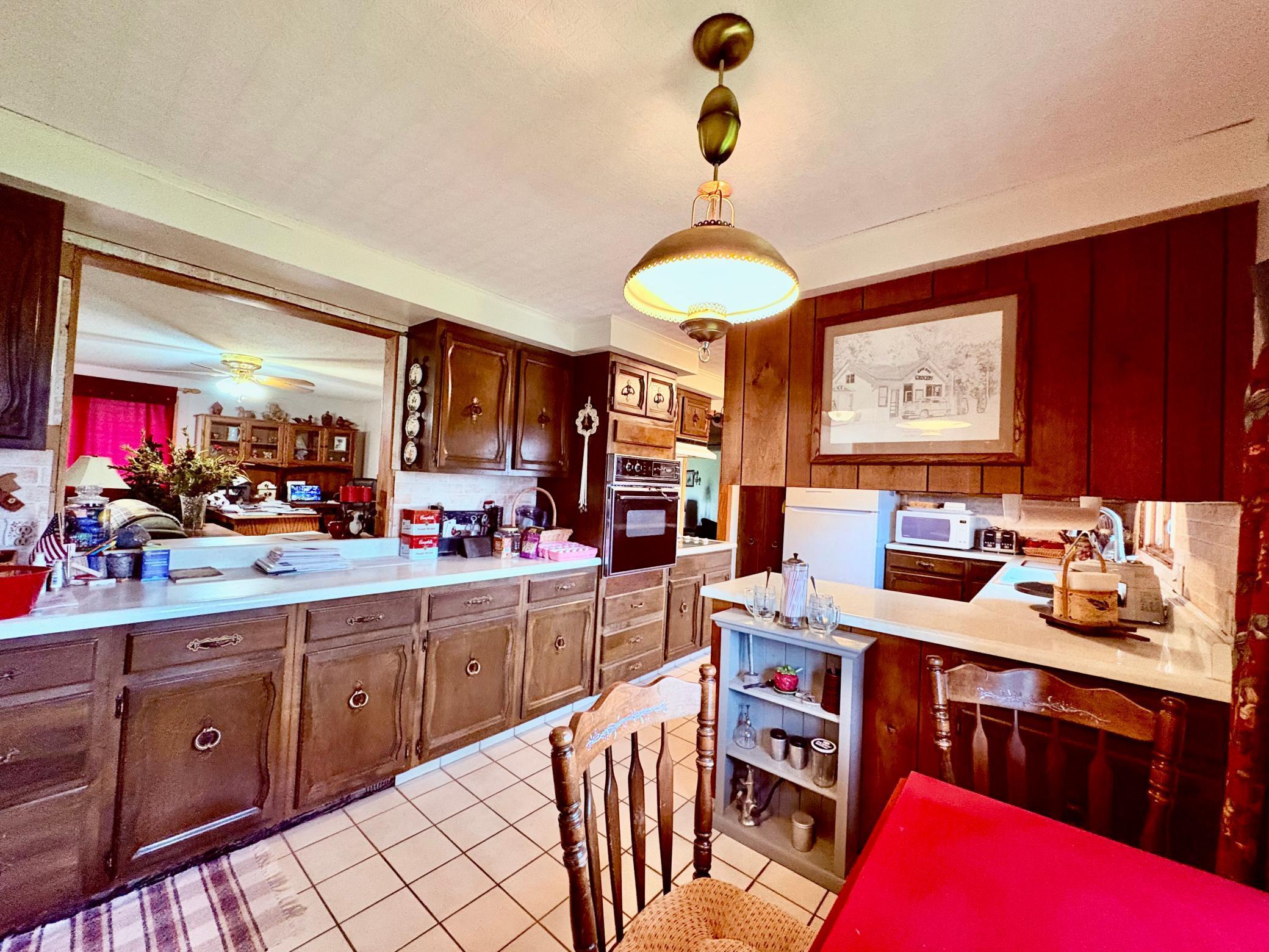 1974 single family home for sale at 1401 State Highway 11 SW in Baudette, MN — 4 bed, 3 bath (photo 24 of 50)