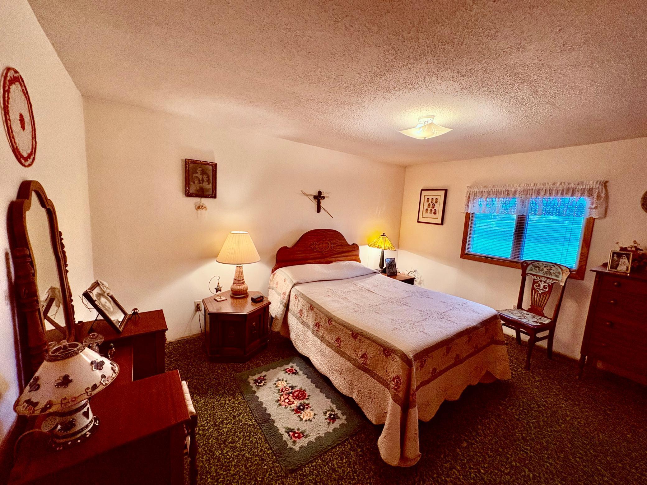 1974 single family home for sale at 1401 State Highway 11 SW in Baudette, MN — 4 bed, 3 bath (photo 26 of 50)
