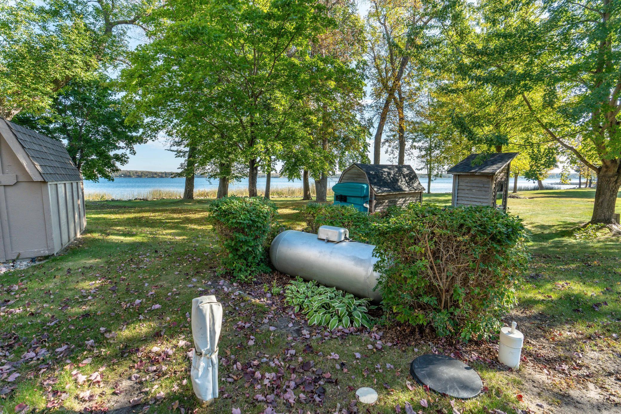 2001 single family home for sale at 42221 Ukkelberg Drive in Clitherall, MN — 6 bed, 4 bath (photo 12 of 107)