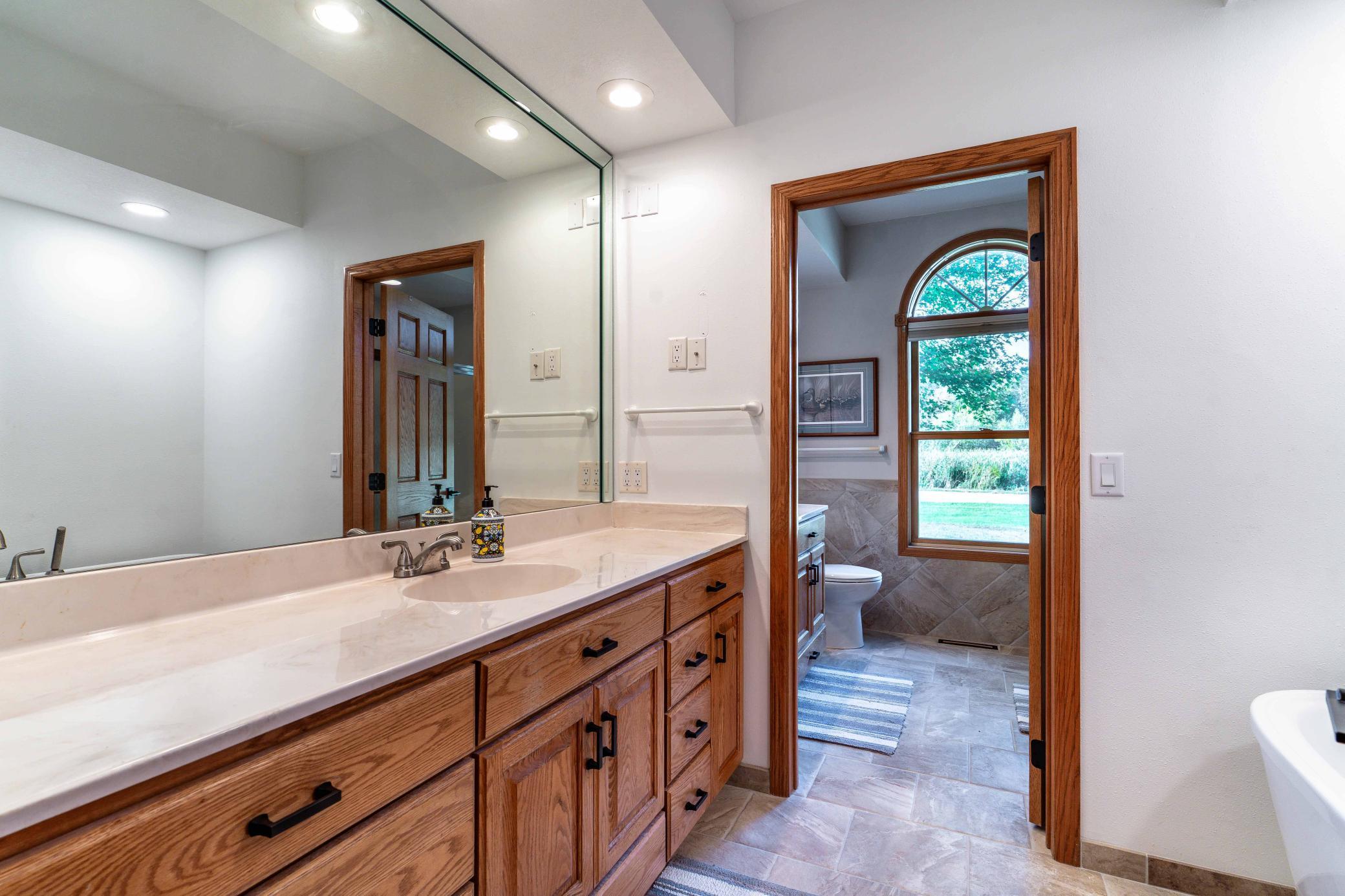 2001 single family home for sale at 42221 Ukkelberg Drive in Clitherall, MN — 6 bed, 4 bath (photo 62 of 107)