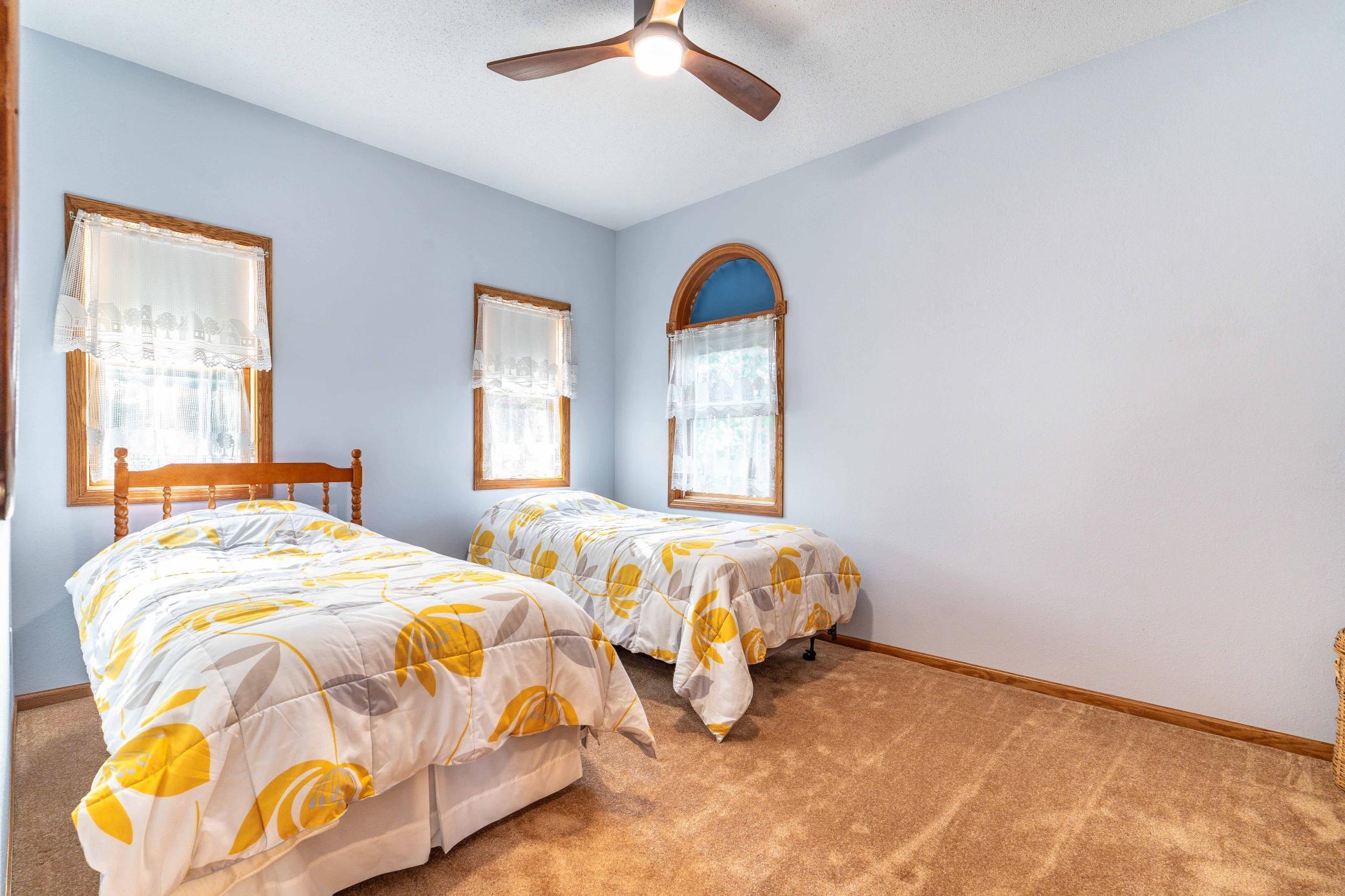 2001 single family home for sale at 42221 Ukkelberg Drive in Clitherall, MN — 6 bed, 4 bath (photo 86 of 107)