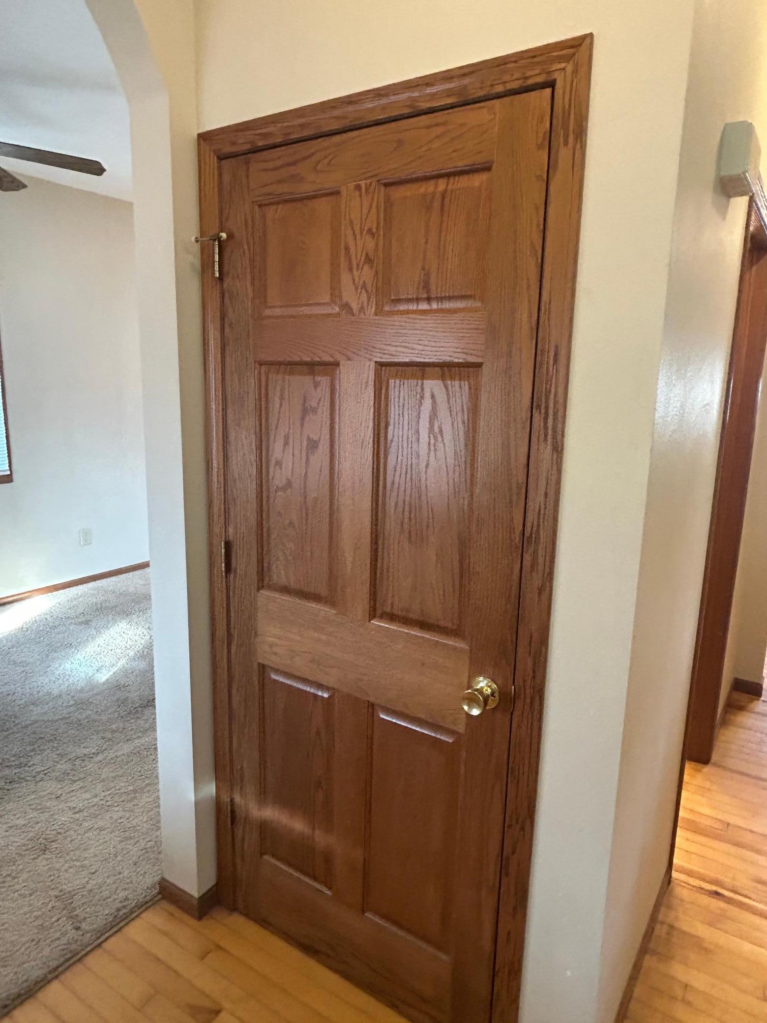 1900 single family home for sale at 408 Main Avenue N in Thief River Falls, MN — 2 bed, 2 bath (photo 11 of 54)