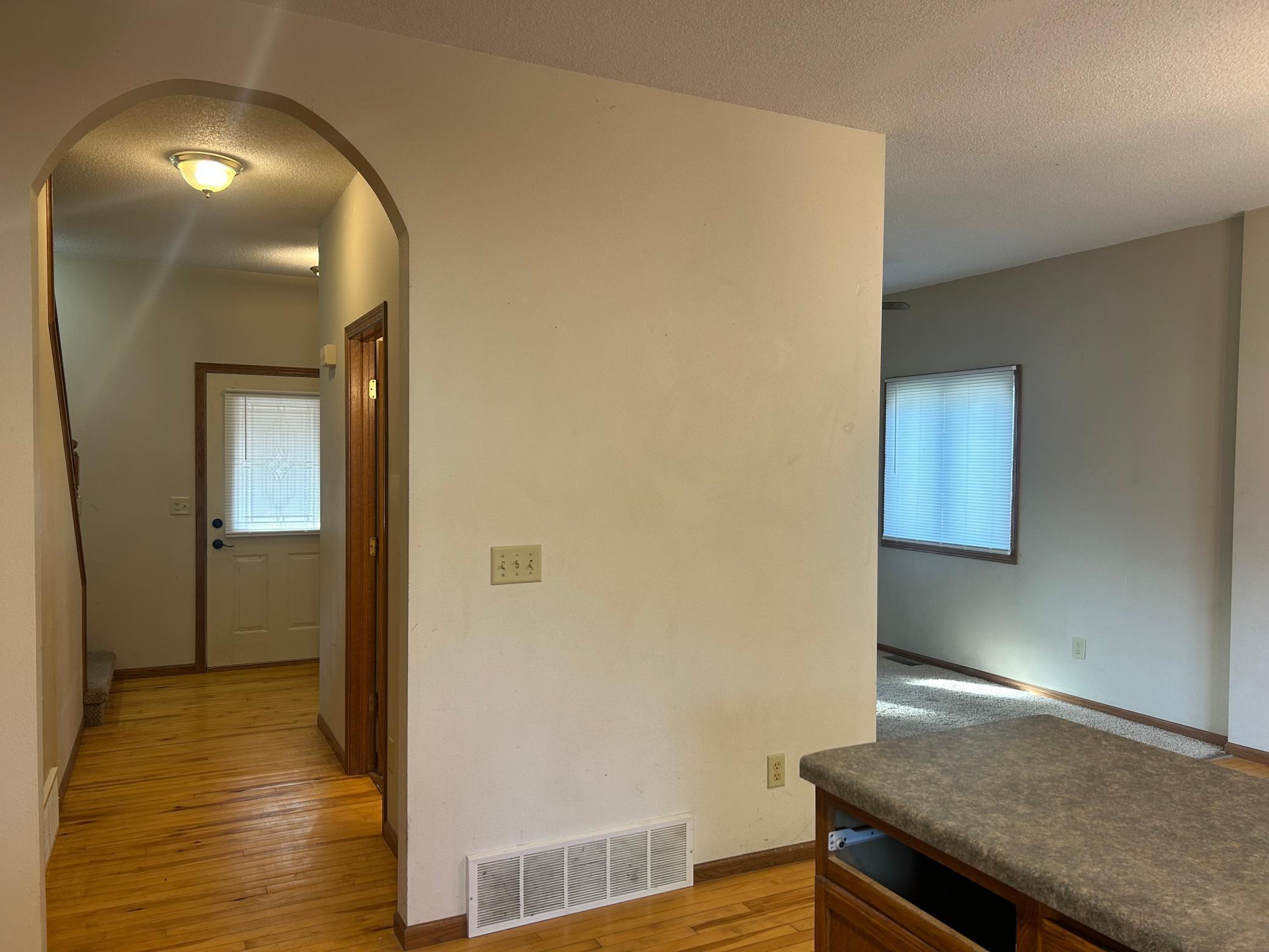 1900 single family home for sale at 408 Main Avenue N in Thief River Falls, MN — 2 bed, 2 bath (photo 19 of 54)
