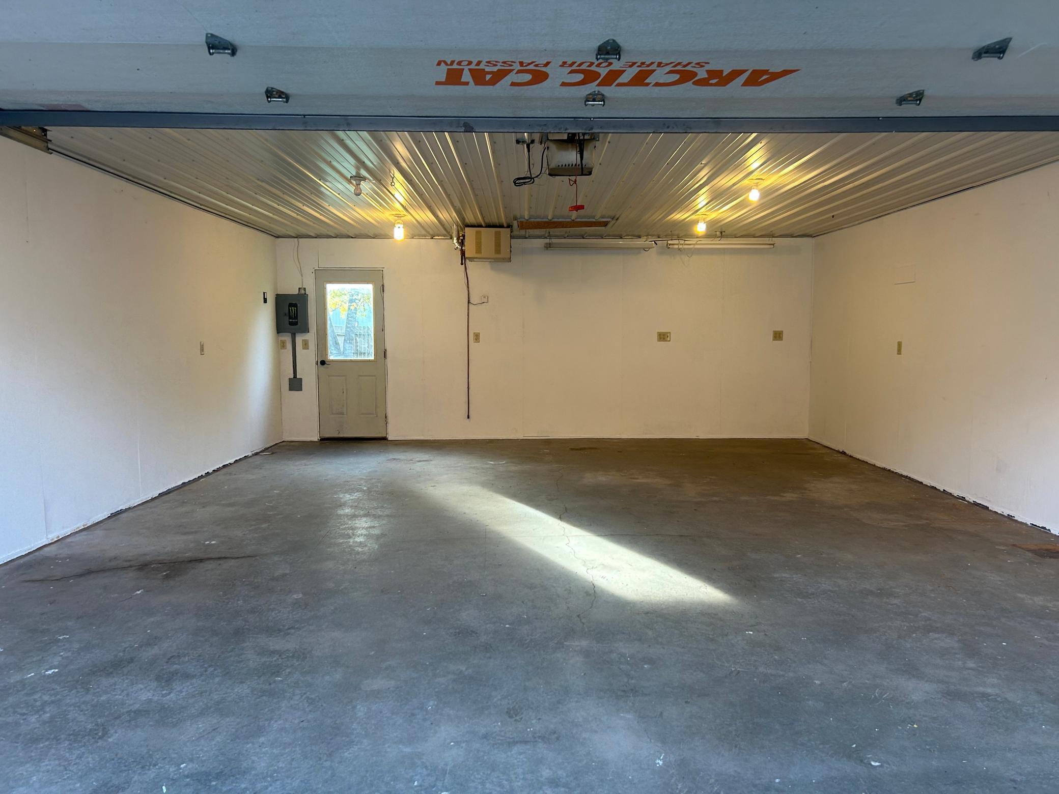 1900 single family home for sale at 408 Main Avenue N in Thief River Falls, MN — 2 bed, 2 bath (photo 51 of 54)
