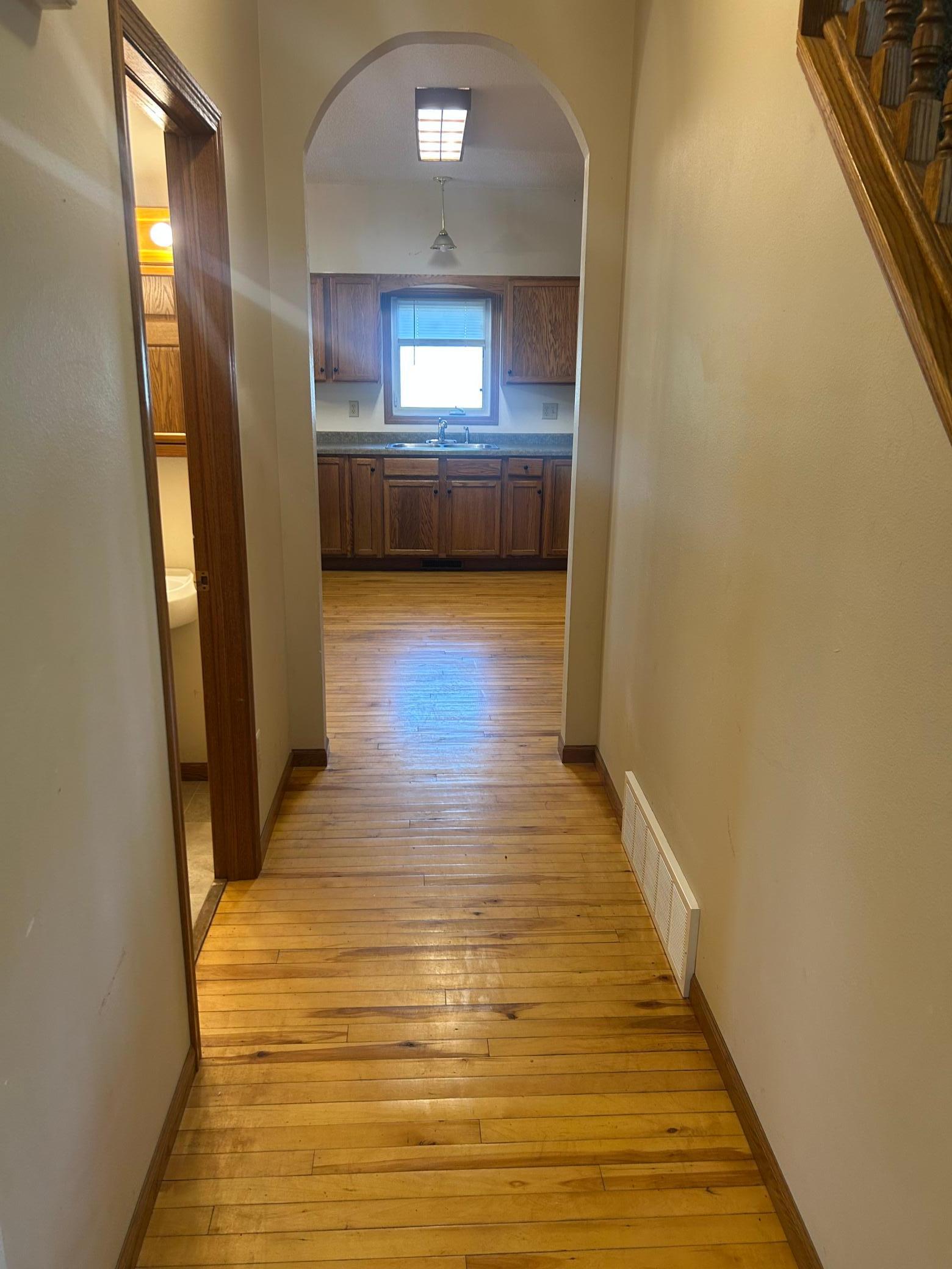 1900 single family home for sale at 408 Main Avenue N in Thief River Falls, MN — 2 bed, 2 bath (photo 10 of 54)