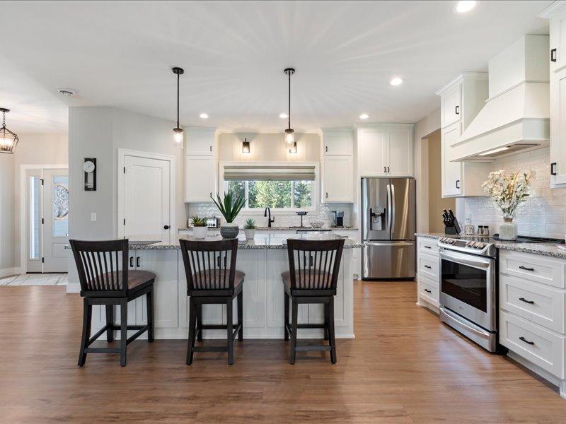 2021 single family home for sale at 11364 Legacy Drive in East Gull Lake, MN — 3 bed, 2 bath (photo 2 of 40)