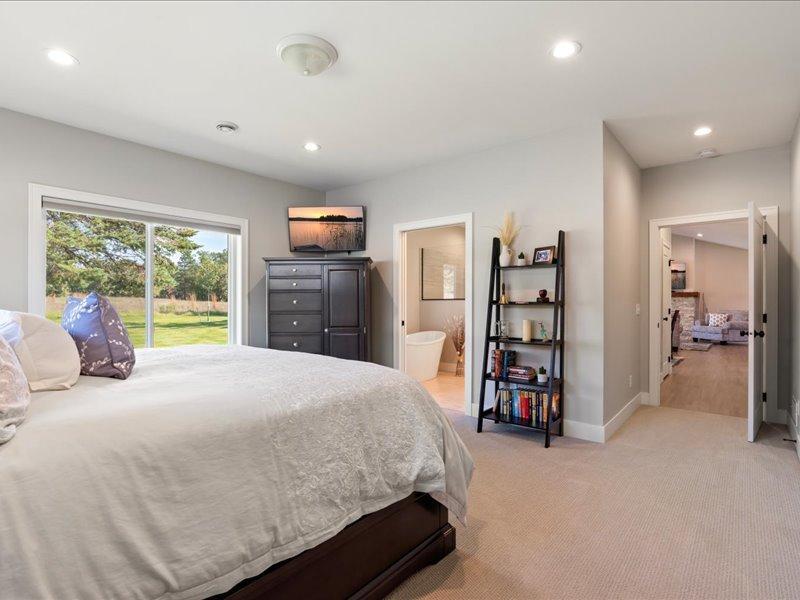 2021 single family home for sale at 11364 Legacy Drive in East Gull Lake, MN — 3 bed, 2 bath (photo 18 of 40)