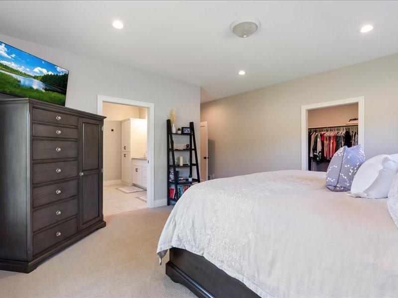 2021 single family home for sale at 11364 Legacy Drive in East Gull Lake, MN — 3 bed, 2 bath (photo 19 of 40)