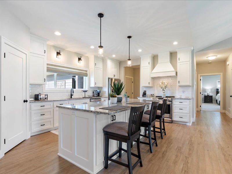 2021 single family home for sale at 11364 Legacy Drive in East Gull Lake, MN — 3 bed, 2 bath (photo 3 of 40)