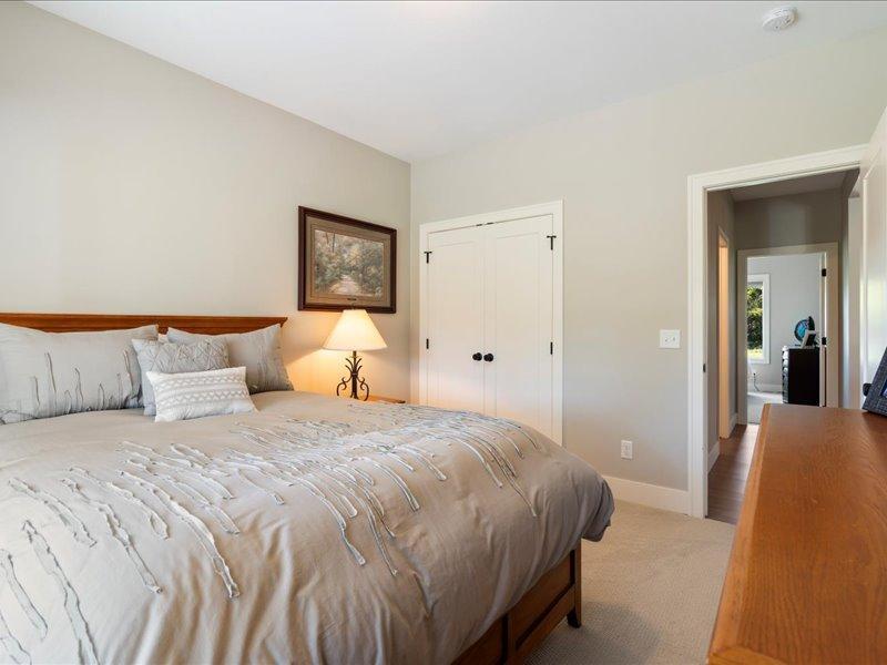 2021 single family home for sale at 11364 Legacy Drive in East Gull Lake, MN — 3 bed, 2 bath (photo 32 of 40)