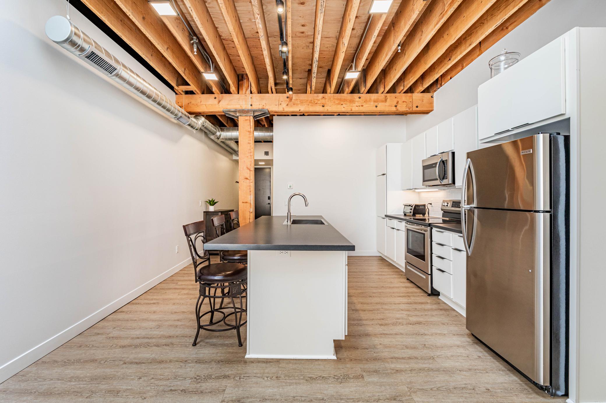 1911 condo for sale at 117 Broadway N, Unit 211 in Fargo, ND — 1 bed, 2 bath (photo 14 of 54)