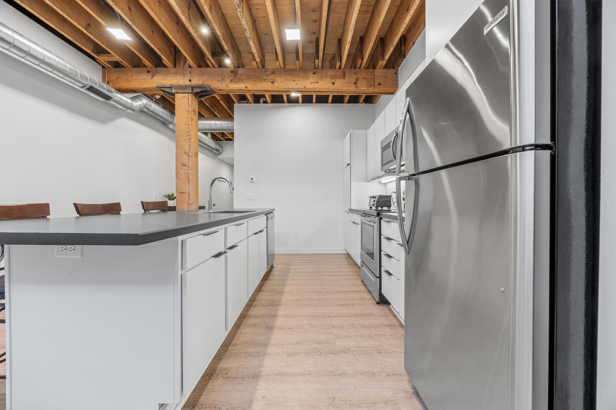 1911 condo for sale at 117 Broadway N, Unit 211 in Fargo, ND — 1 bed, 2 bath (photo 17 of 54)