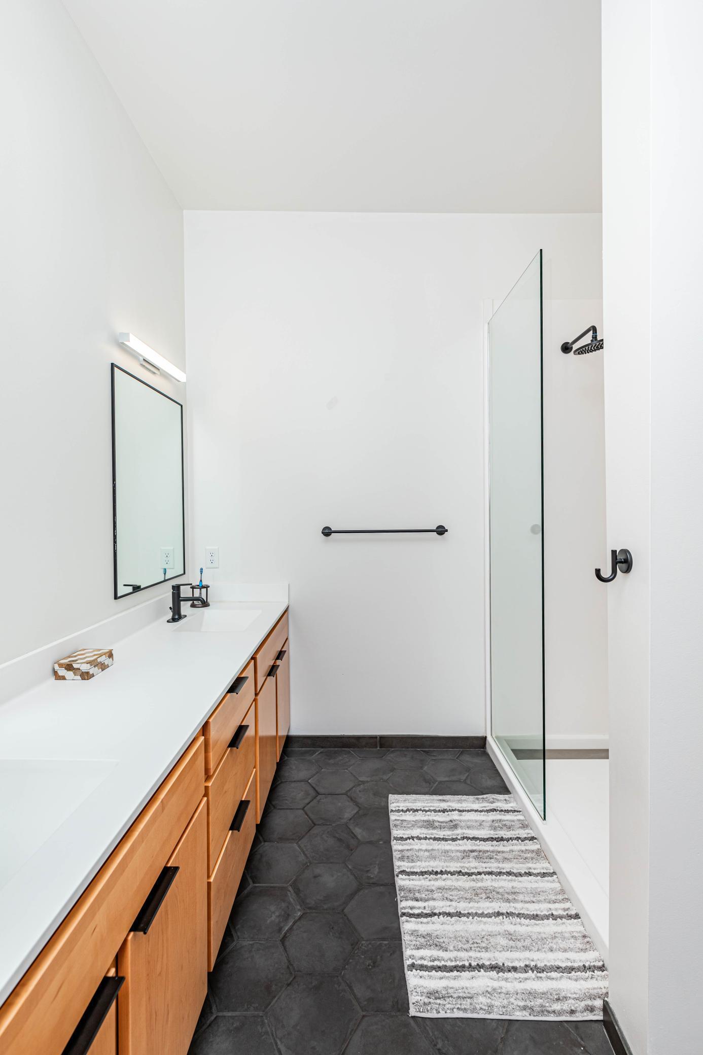 1911 condo for sale at 117 Broadway N, Unit 211 in Fargo, ND — 1 bed, 2 bath (photo 40 of 54)