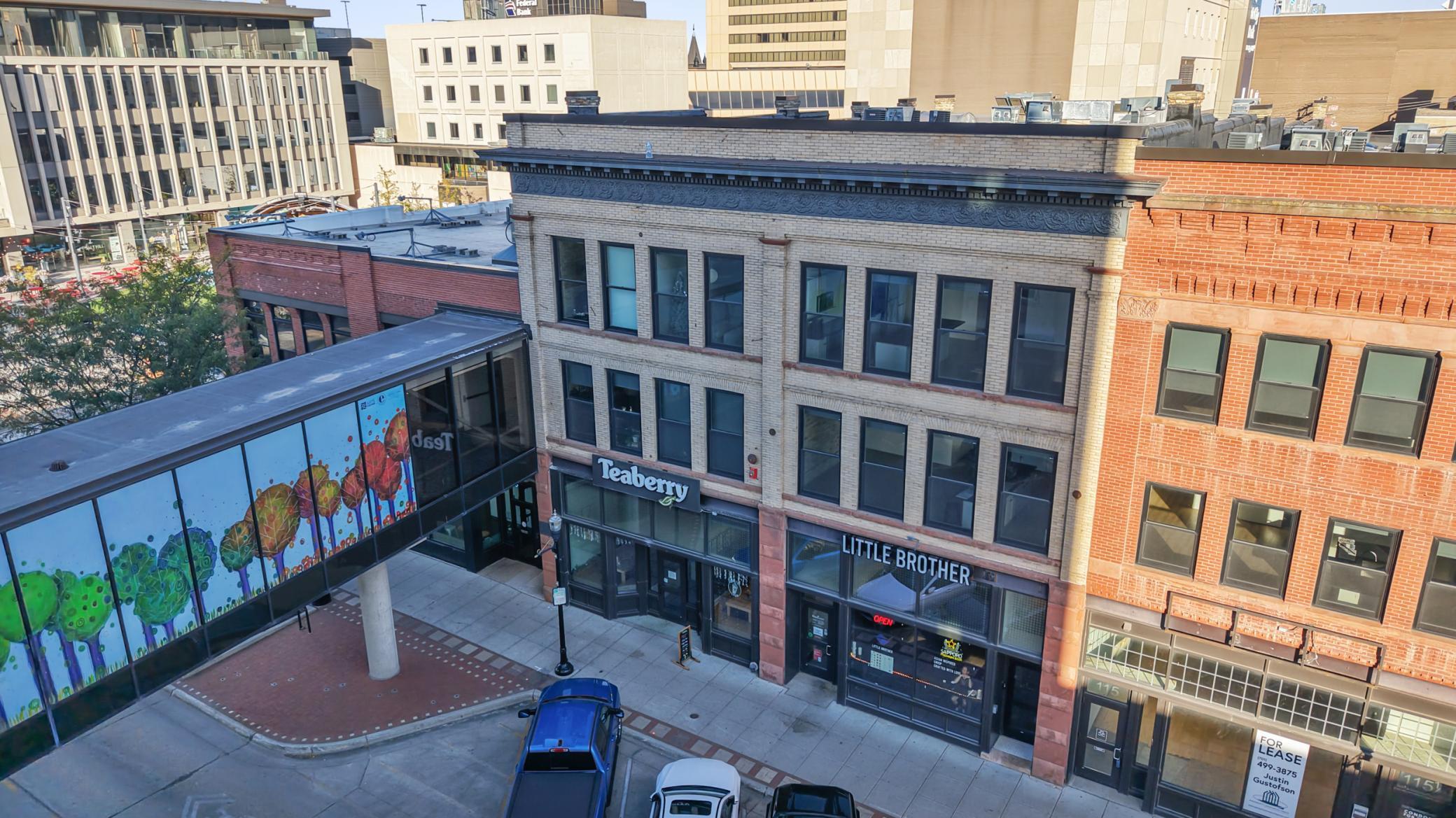 1911 condo for sale at 117 Broadway N, Unit 211 in Fargo, ND — 1 bed, 2 bath (photo 46 of 54)