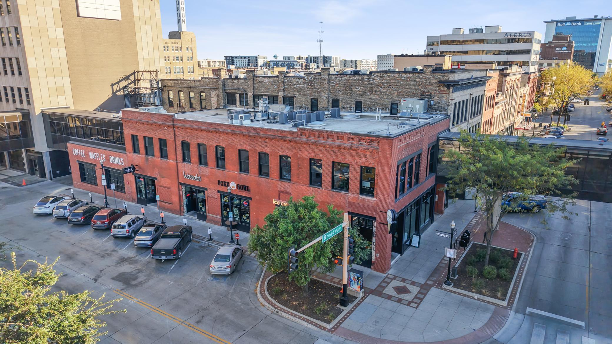1911 condo for sale at 117 Broadway N, Unit 211 in Fargo, ND — 1 bed, 2 bath (photo 47 of 54)