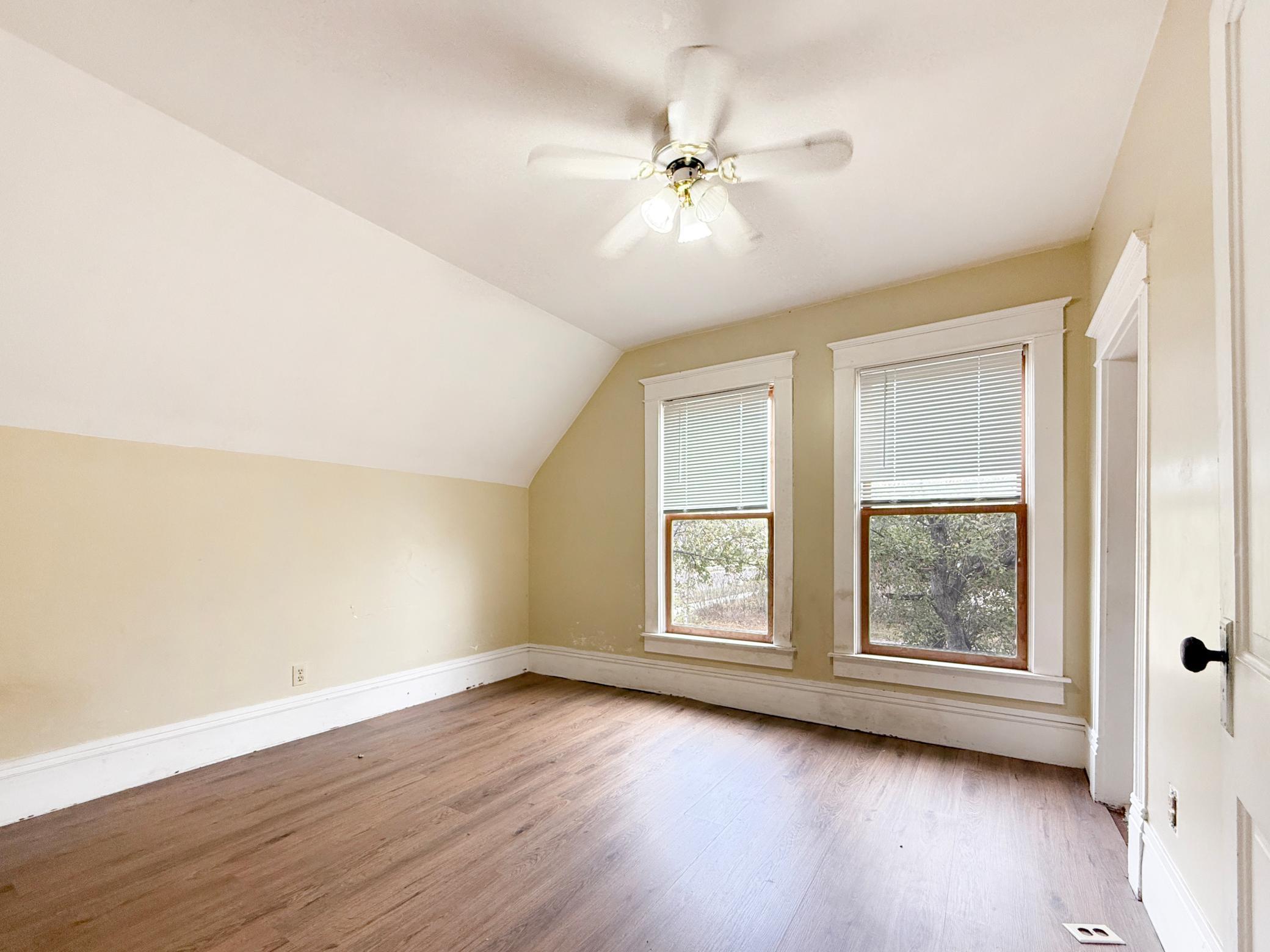 1910 single family home for sale at 522 9th Street NW in Bemidji, MN — 3 bed, 2 bath (photo 9 of 16)